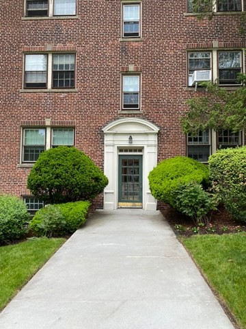 1500 Beacon St, Corey Hill