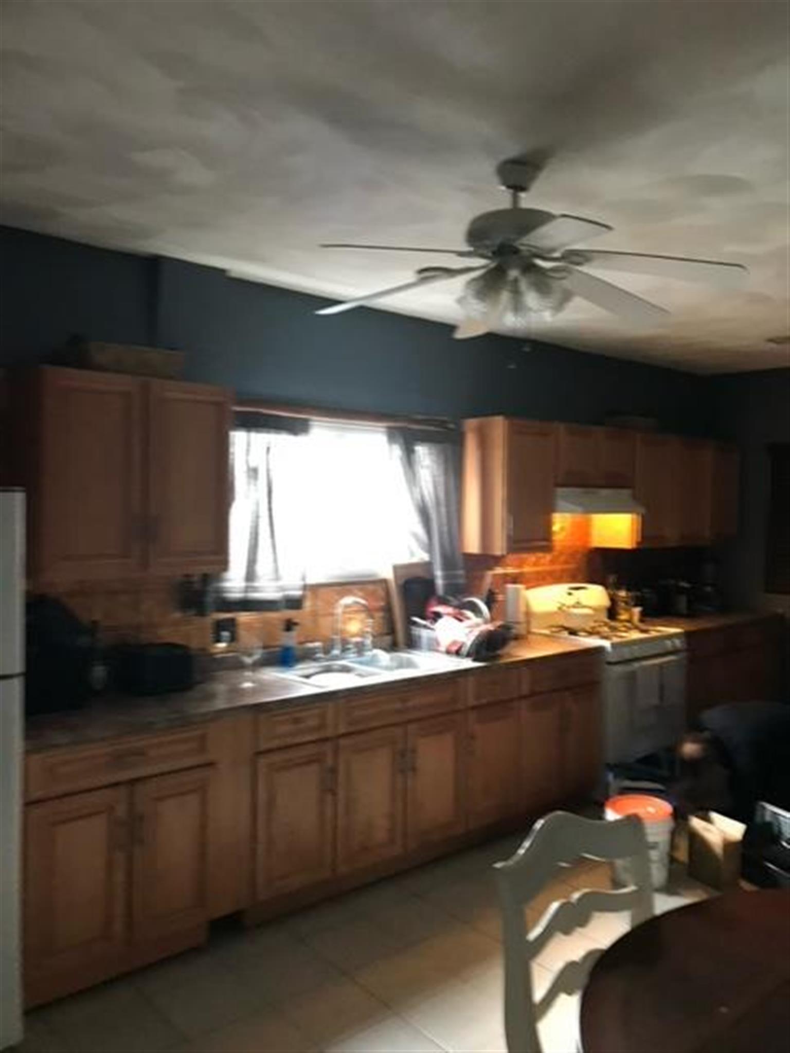 3 bed, 1 bath apartment for rent at 156 Middlesex Ave Unit 1, Medford — photo 9 of 10