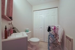 65 Bayberry Ln, Dartmouth