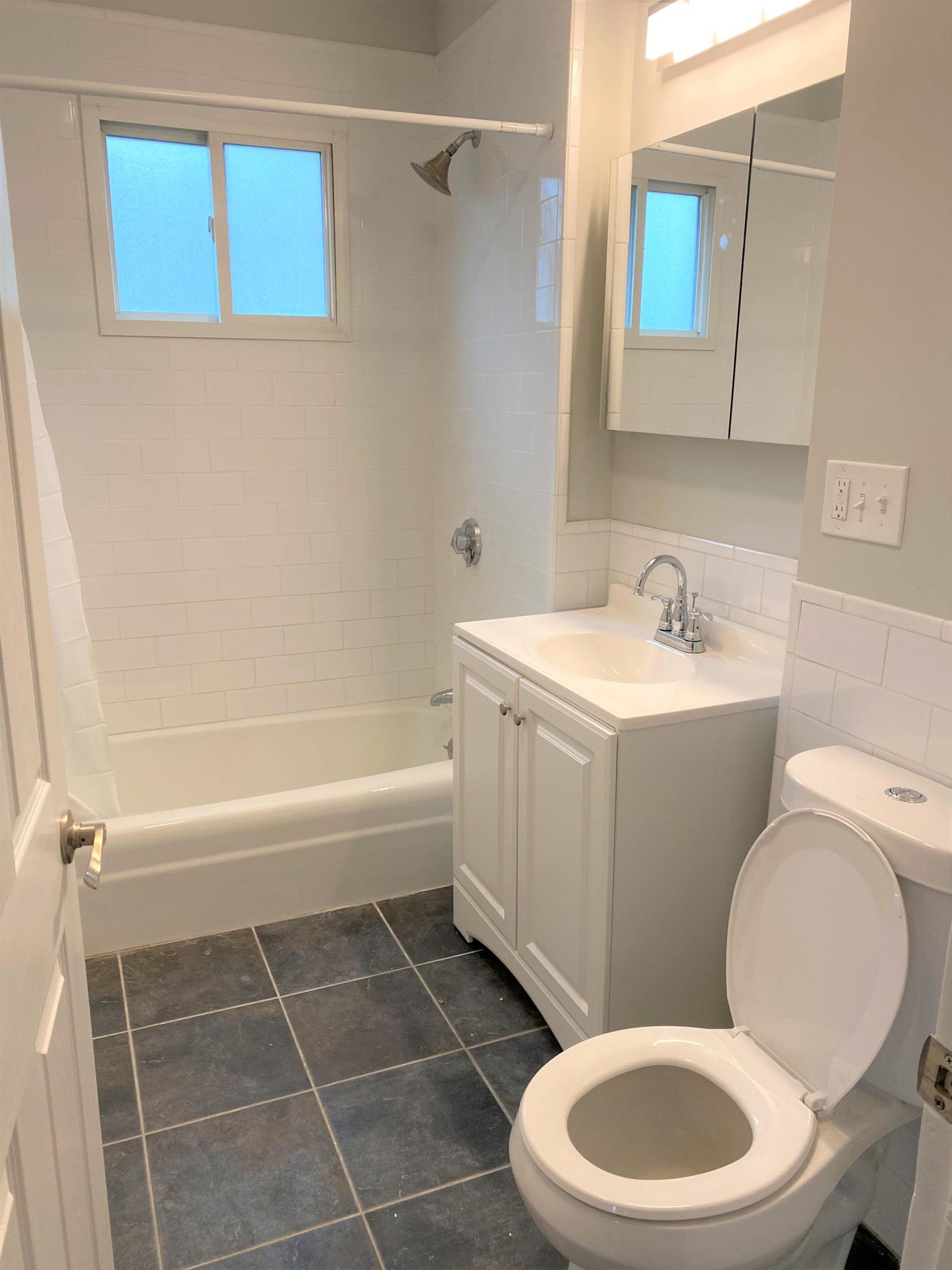 4 bed, 2 bath apartment for rent at 303 Highland Ave Unit 3, Davis Square — photo 6 of 15