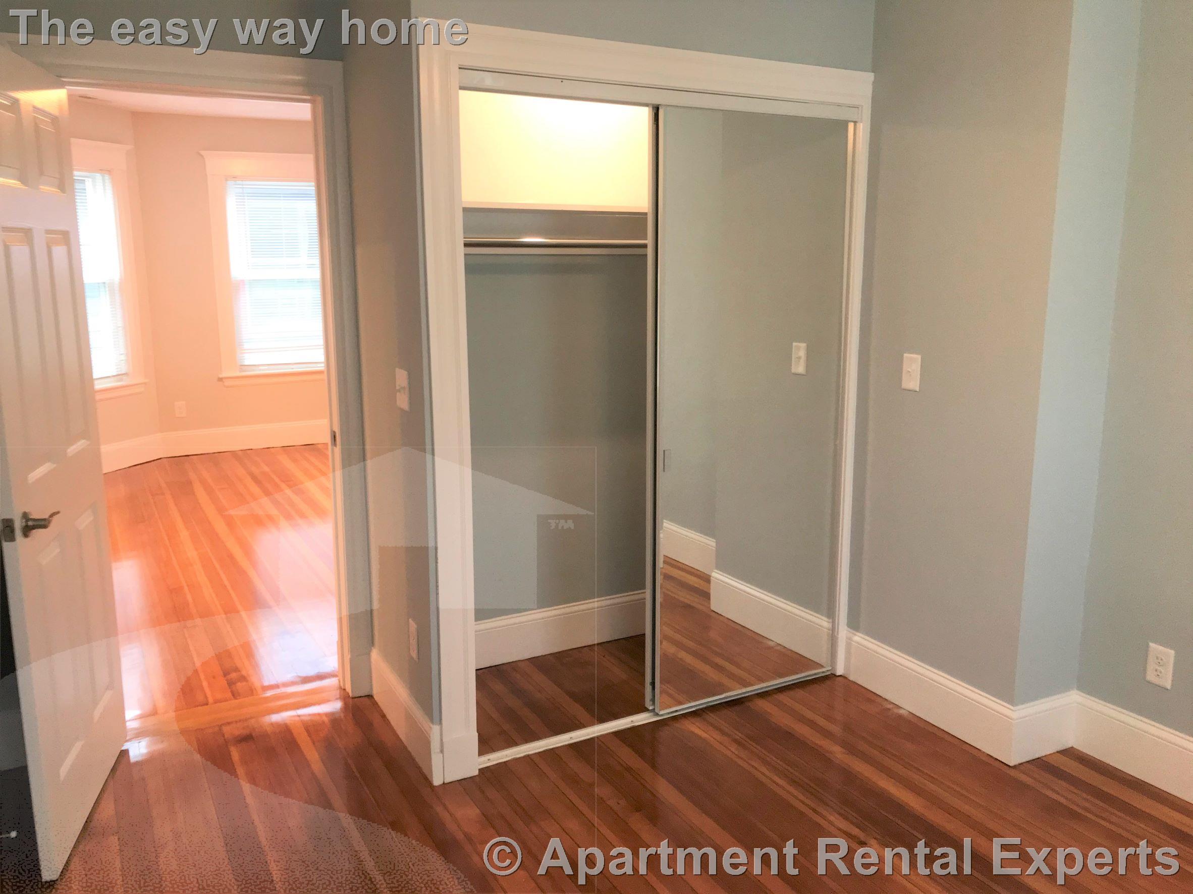 305 Highland Ave, Davis Square