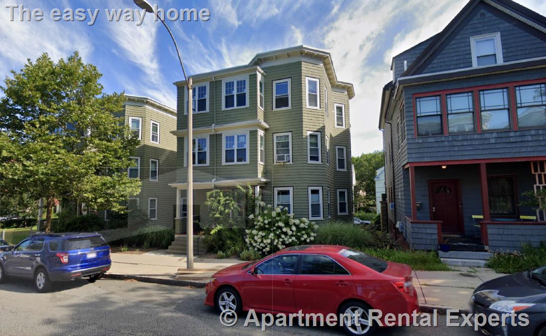 305 Highland Ave, Davis Square