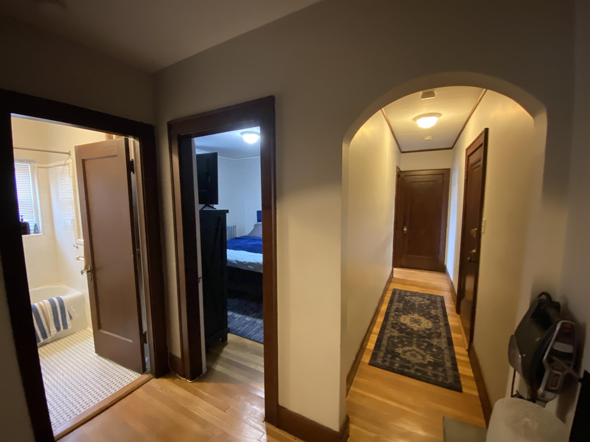 2 bed, 1 bath apartment for rent at 119 College, Davis Square — photo 10 of 13
