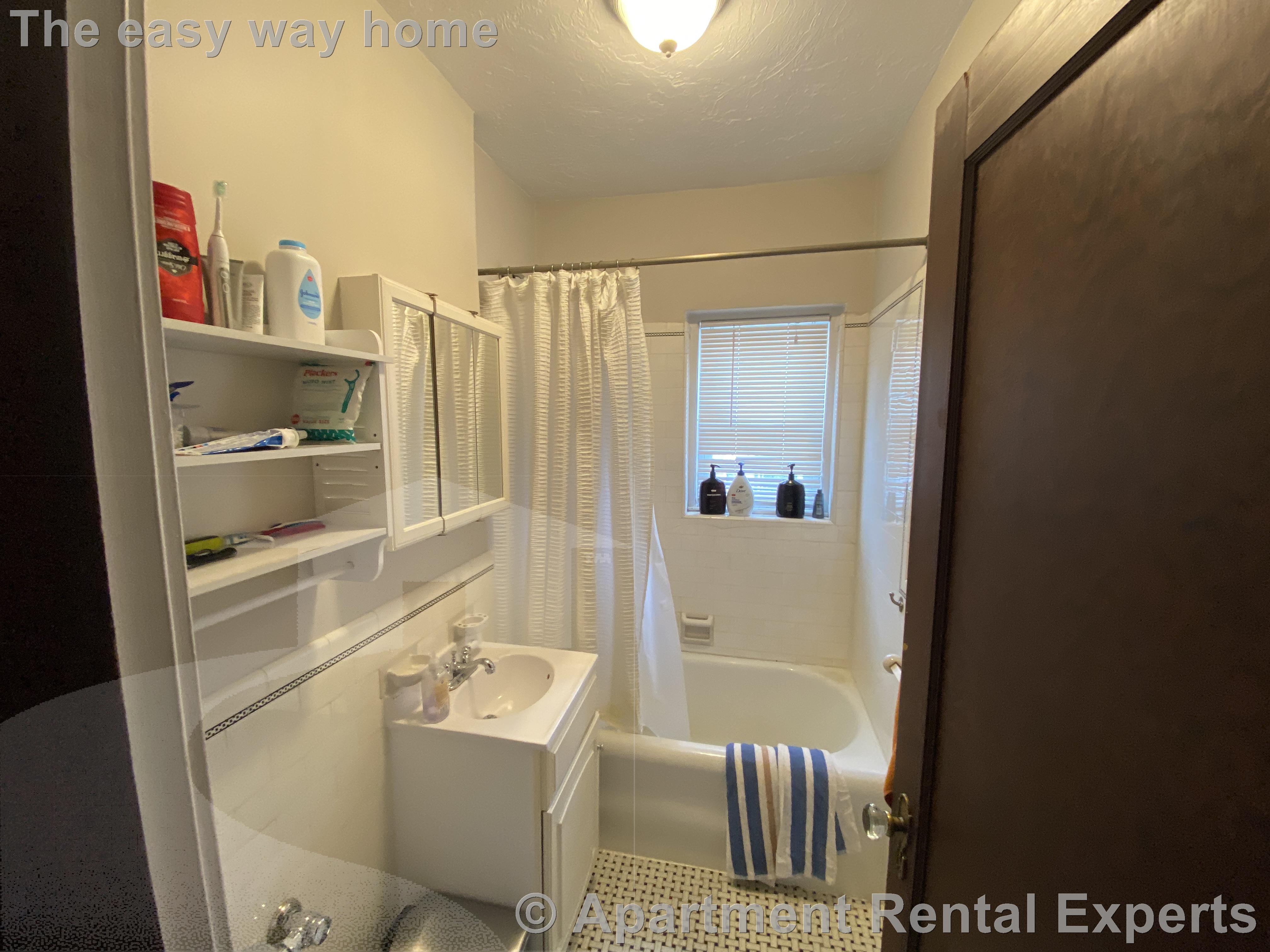 119 College Ave, Davis Square