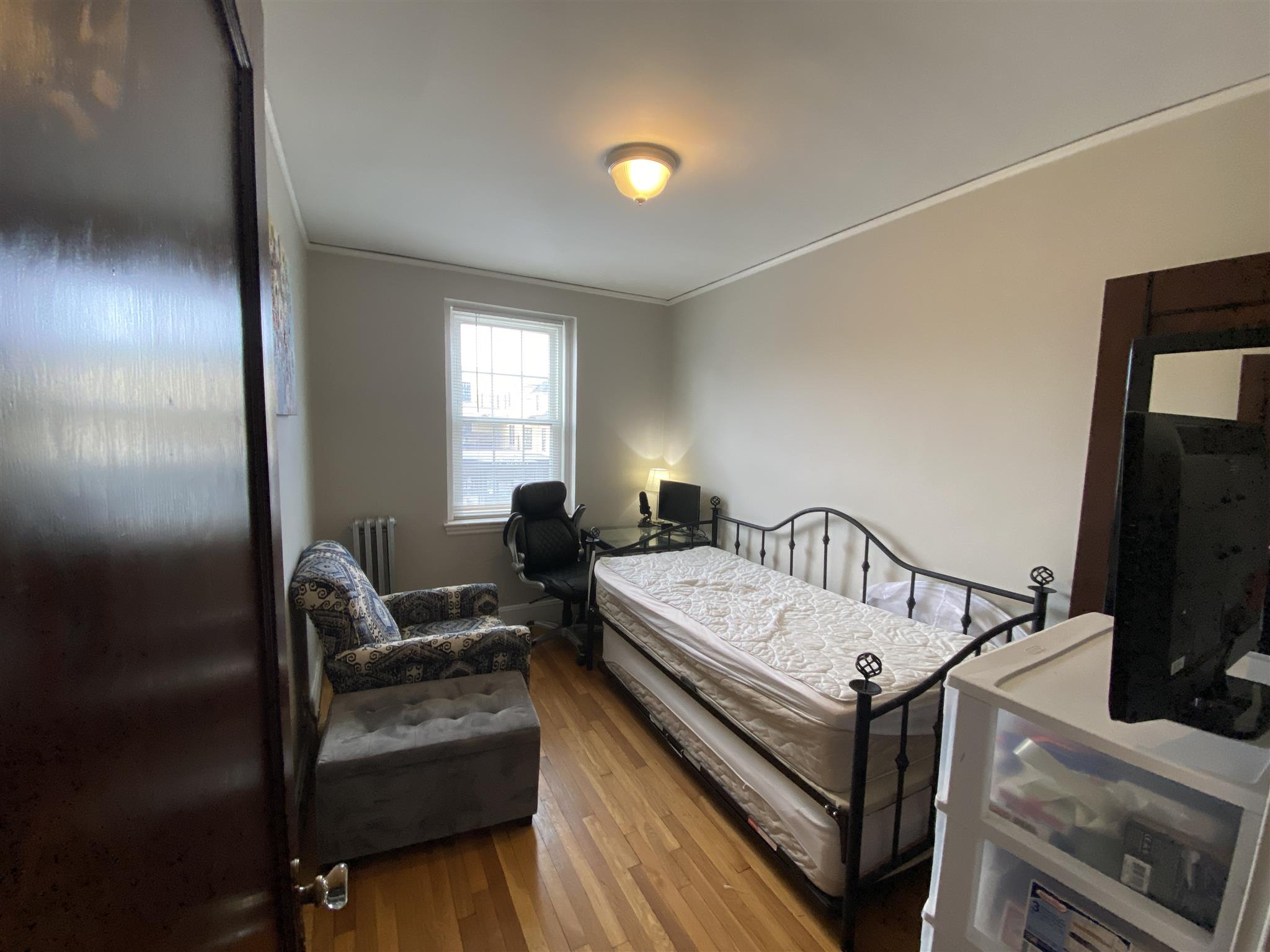 2 bed, 1 bath apartment for rent at 119 College, Davis Square — photo 13 of 13