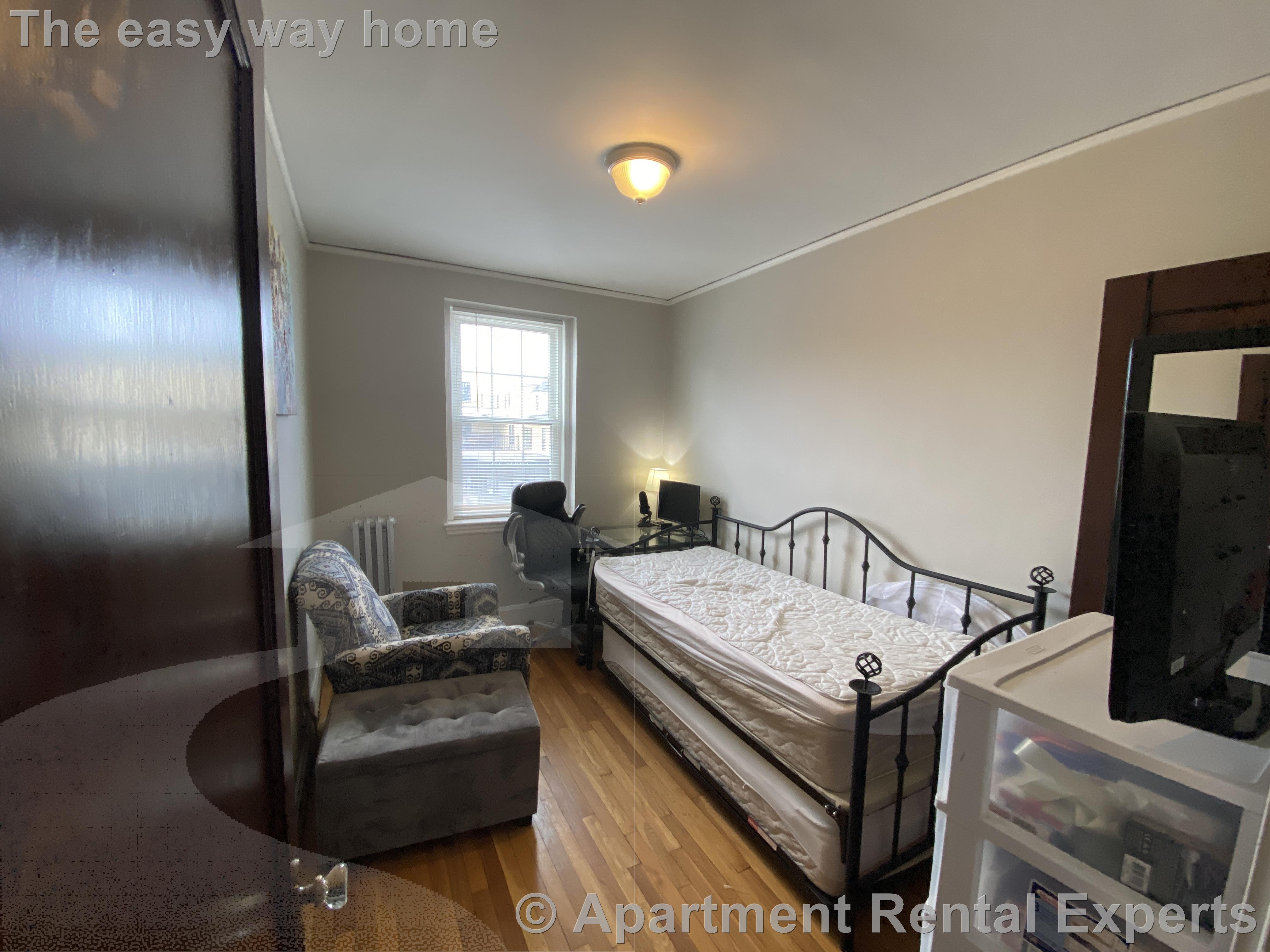 119 College Ave, Davis Square