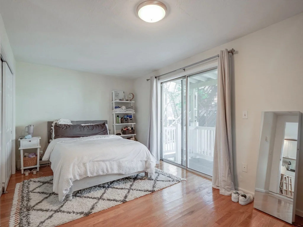 30 Mercer St, South Boston