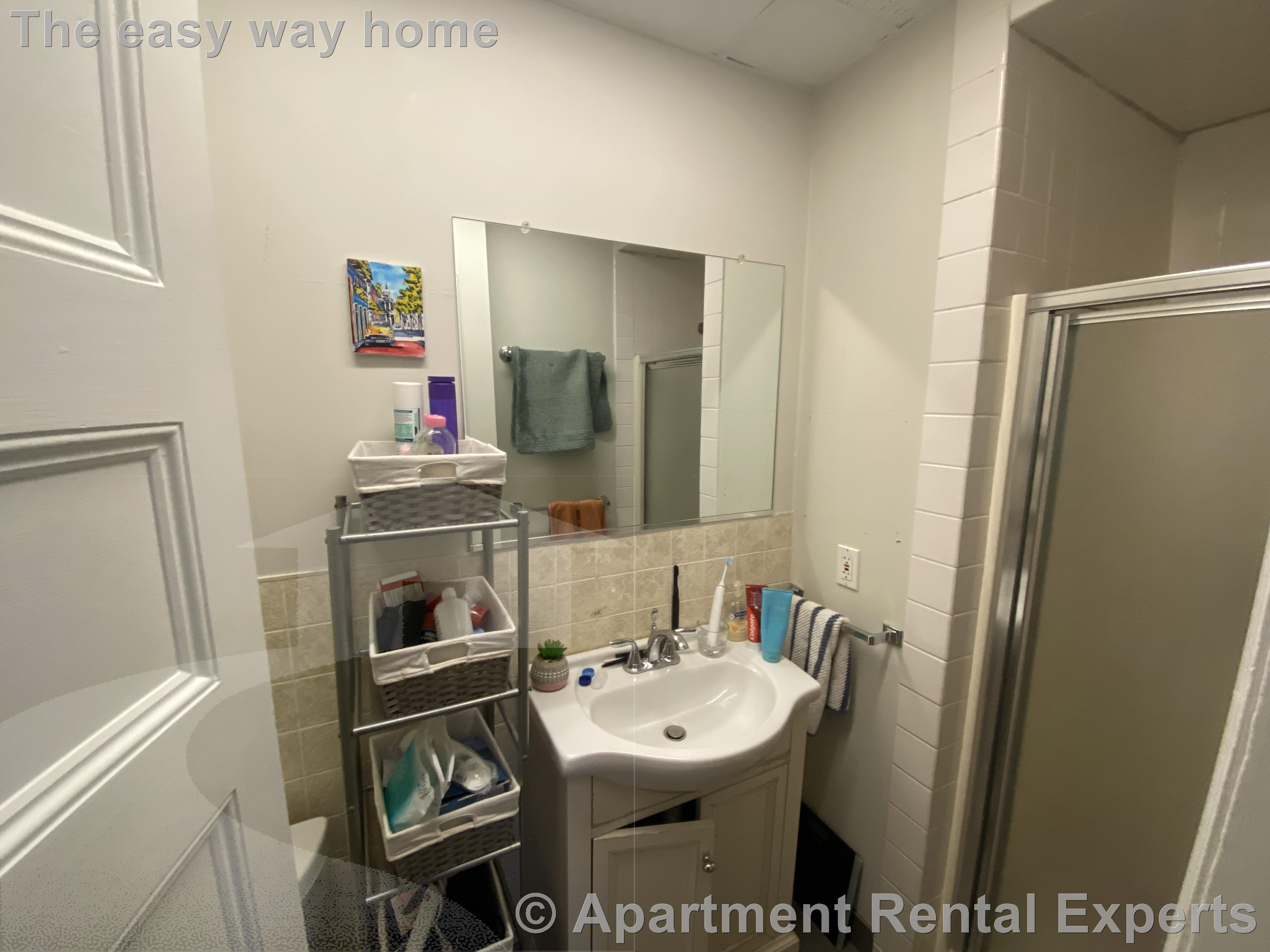 67 Willow Ave, Davis Square