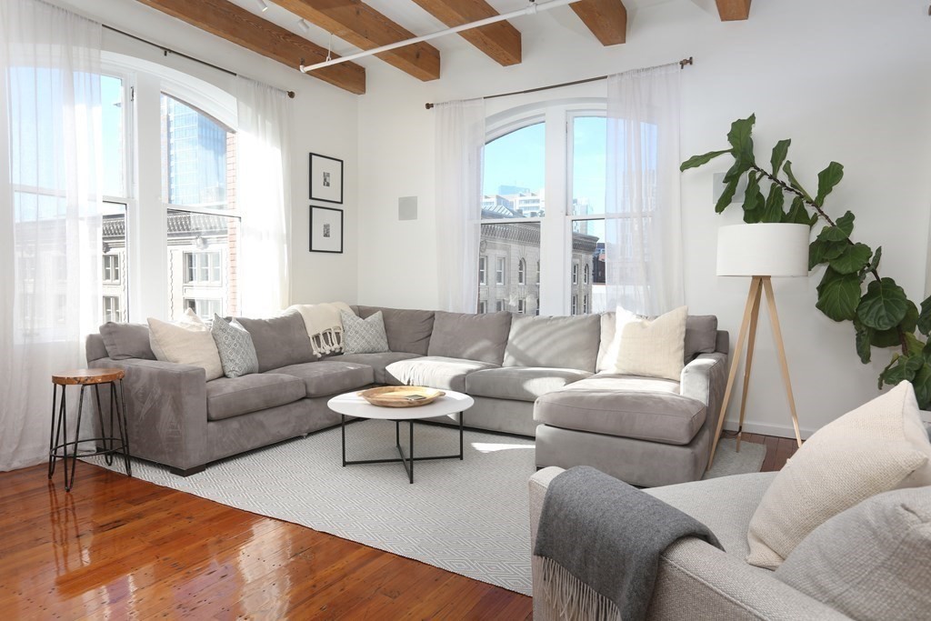 150 Lincoln St, Leather District