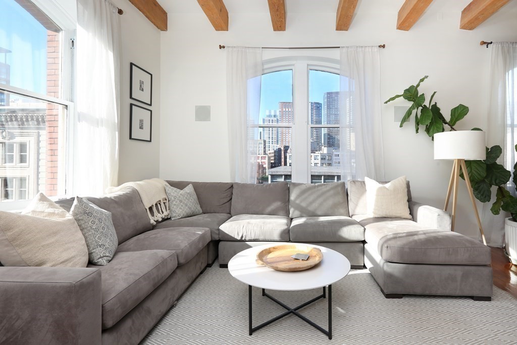 150 Lincoln St, Leather District