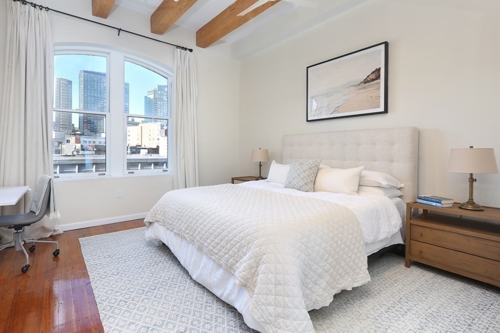 150 Lincoln St, Leather District