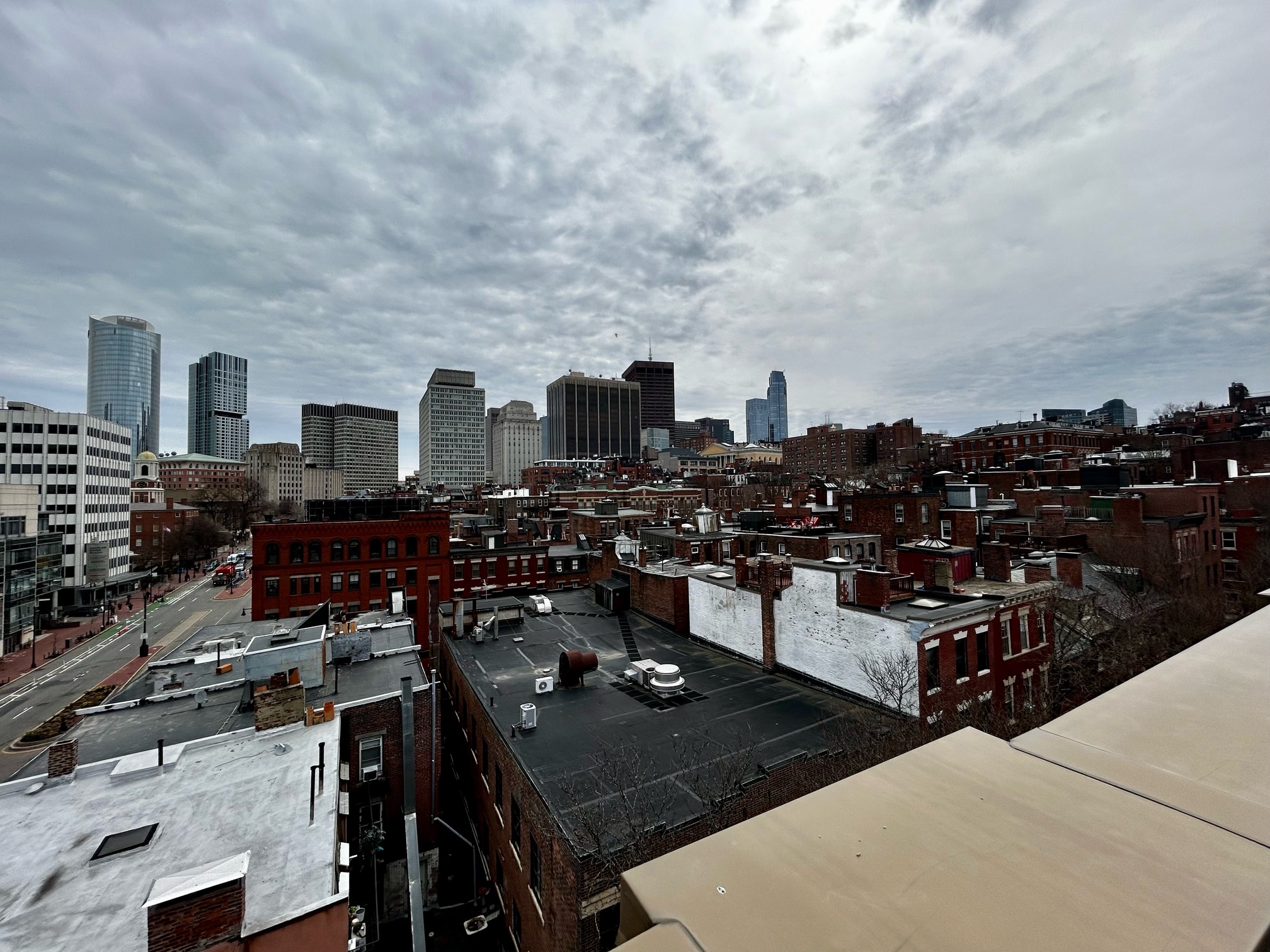 2 bed, 2 bath apartment for rent at 1 Garden St Unit 7, Beacon Hill — photo 6 of 12