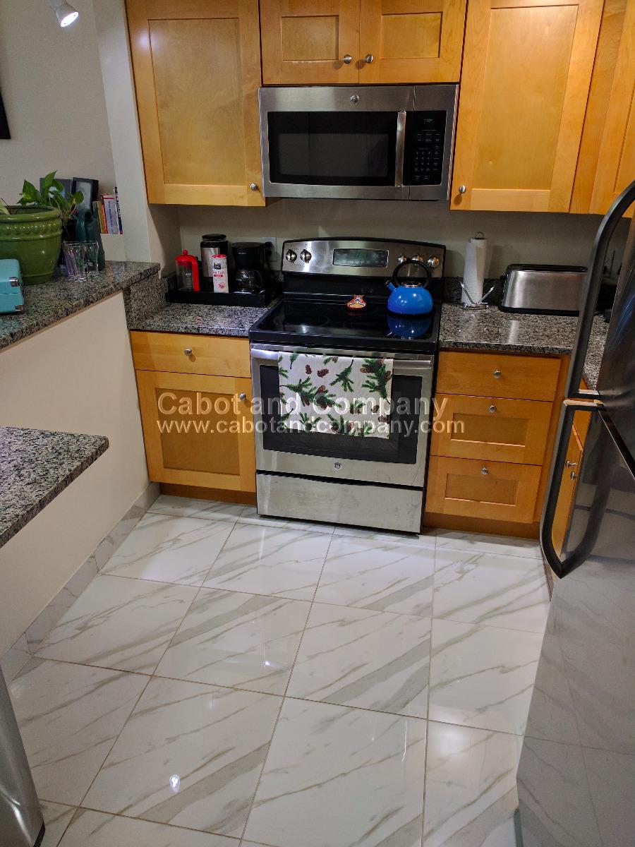 2 Brewer St, Jamaica Plain