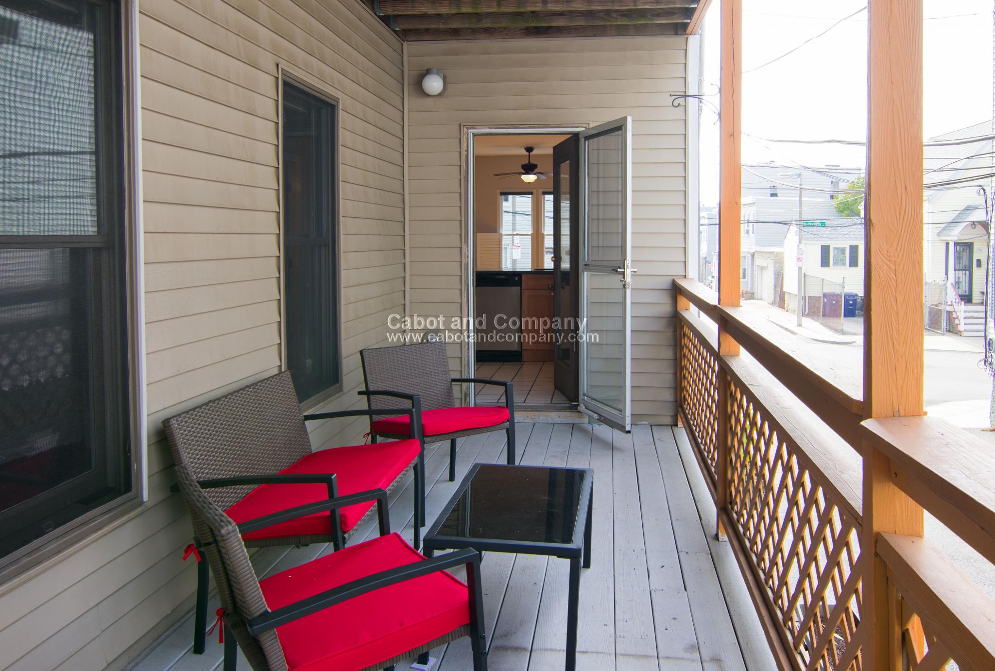 186 7th St, South Boston