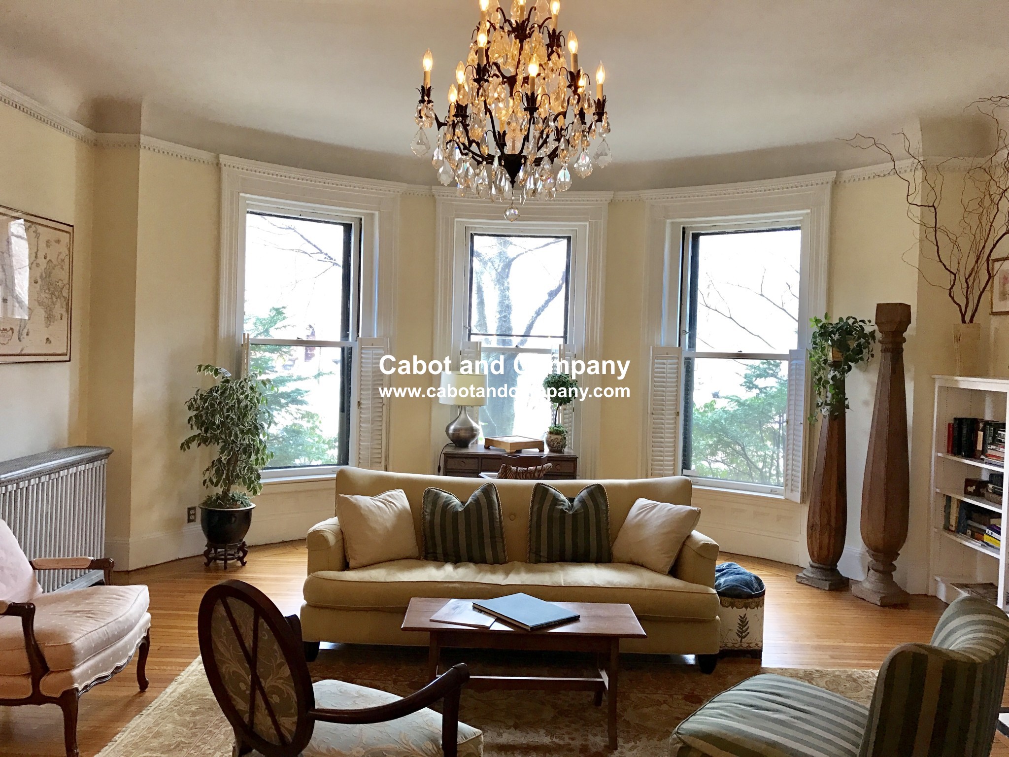 290 Commonwealth Ave, Back Bay