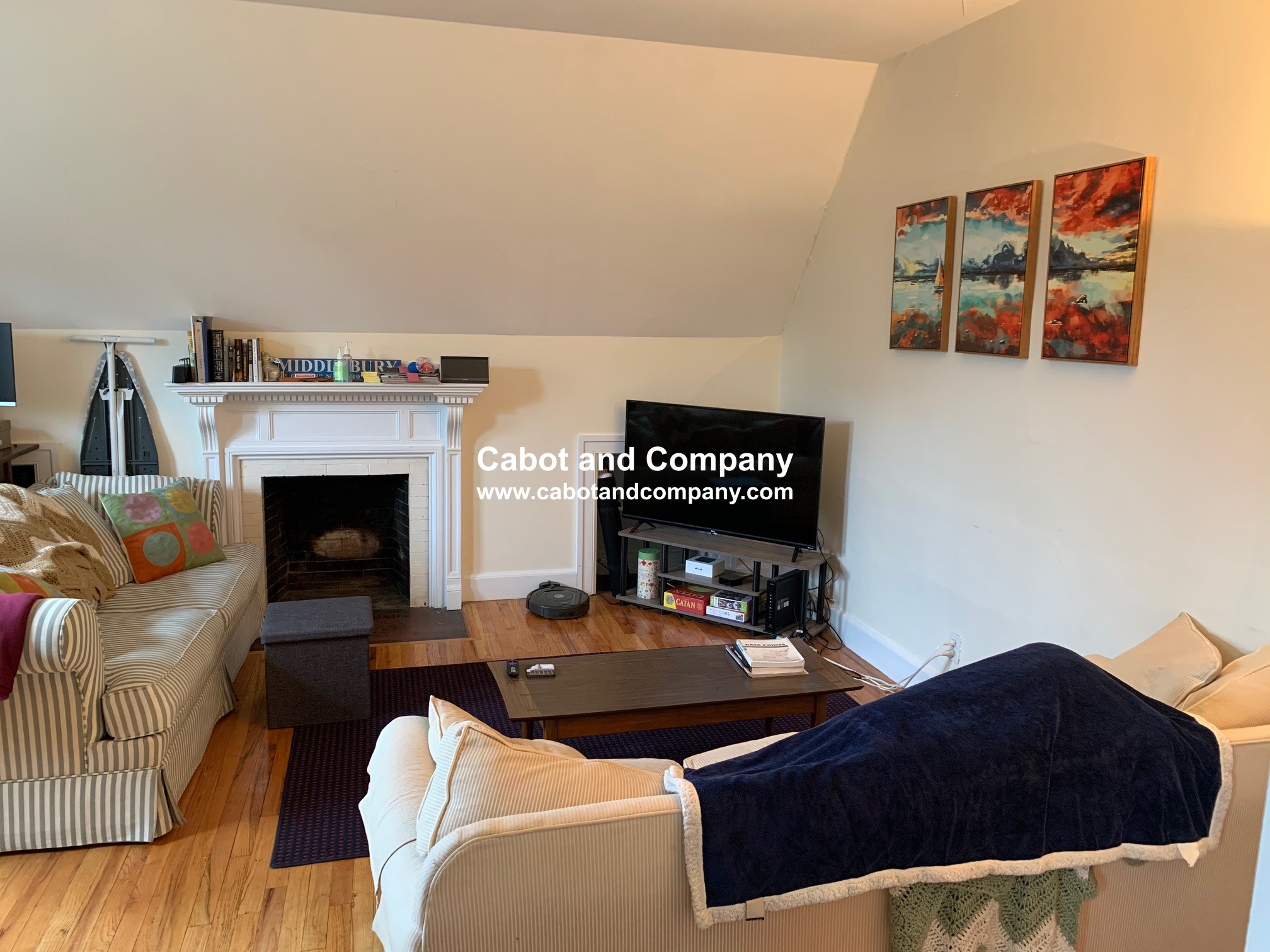 3 bed, 1 bath apartment for rent at 8 Fairfield St Unit PH, Back Bay — photo 2 of 8