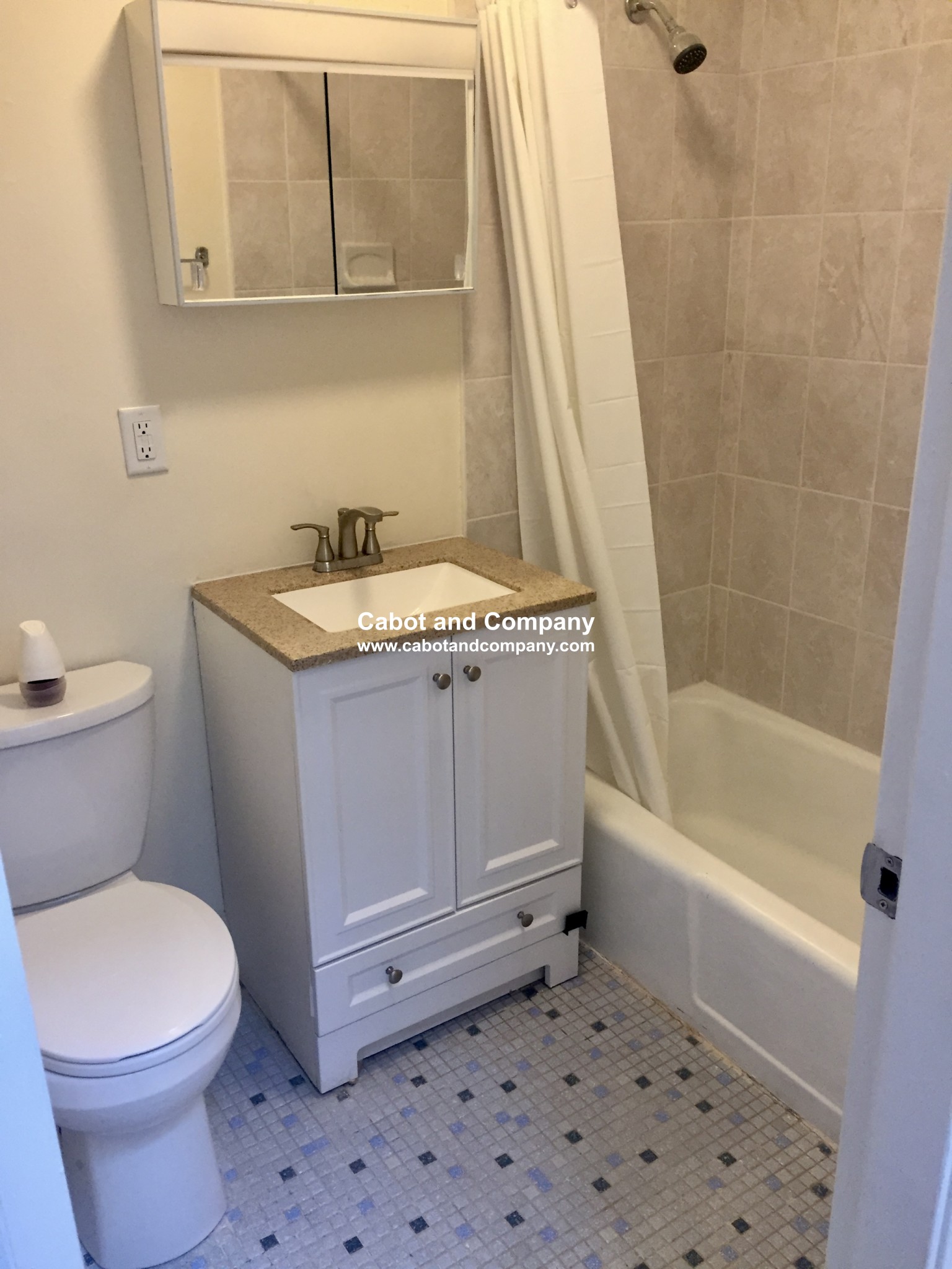 145 Arlington St, Back Bay