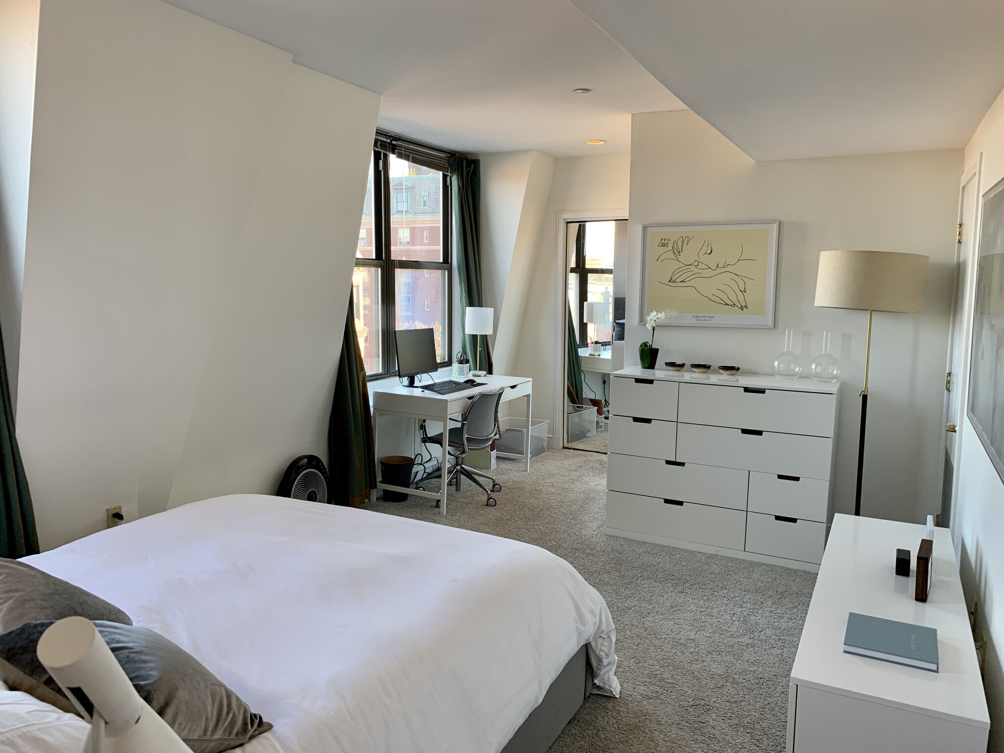 1 bed, 1 bath apartment for rent at 201 Newbury St Unit 408, Back Bay — photo 11 of 16