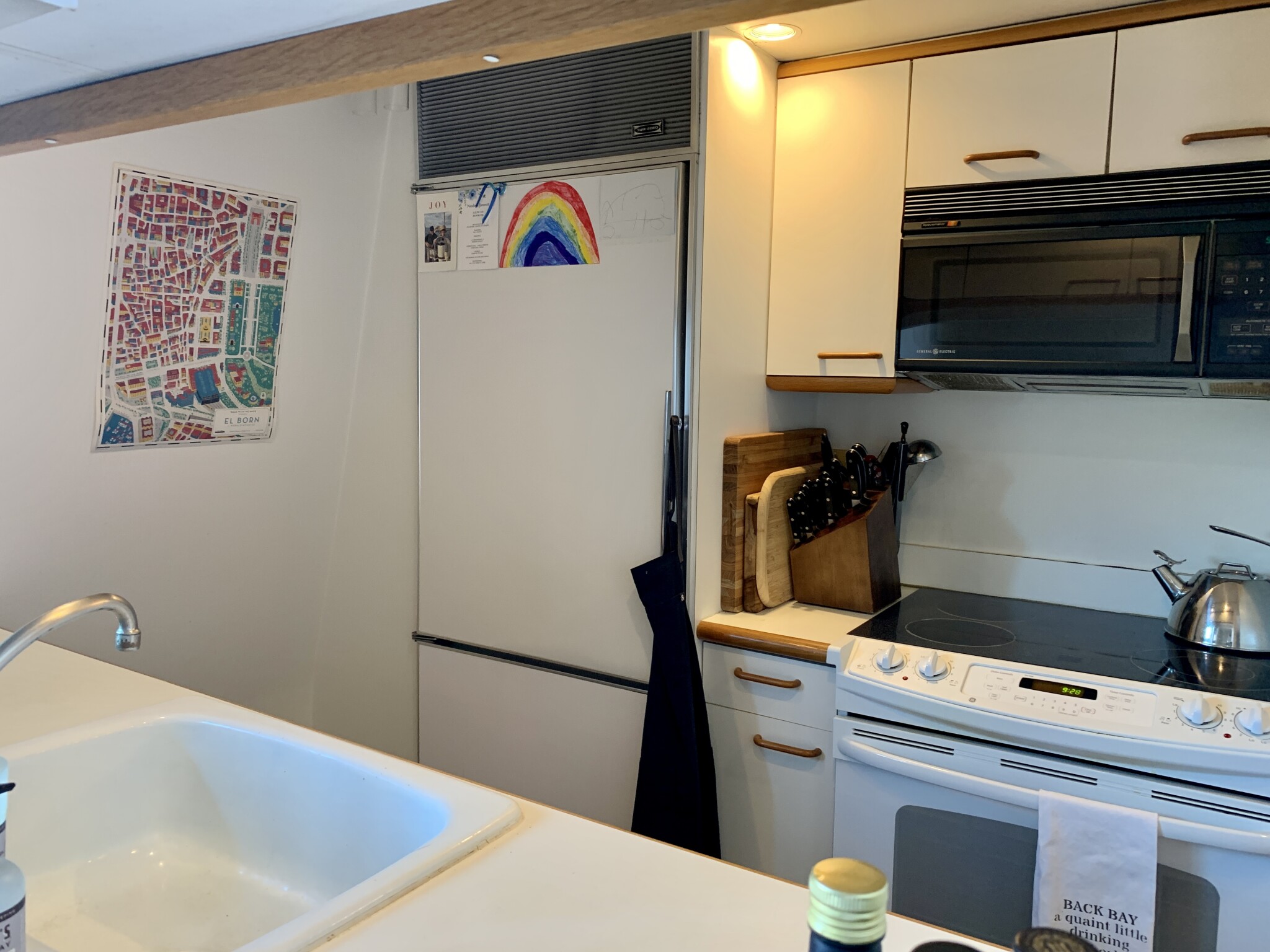 1 bed, 1 bath apartment for rent at 201 Newbury St Unit 408, Back Bay — photo 9 of 16