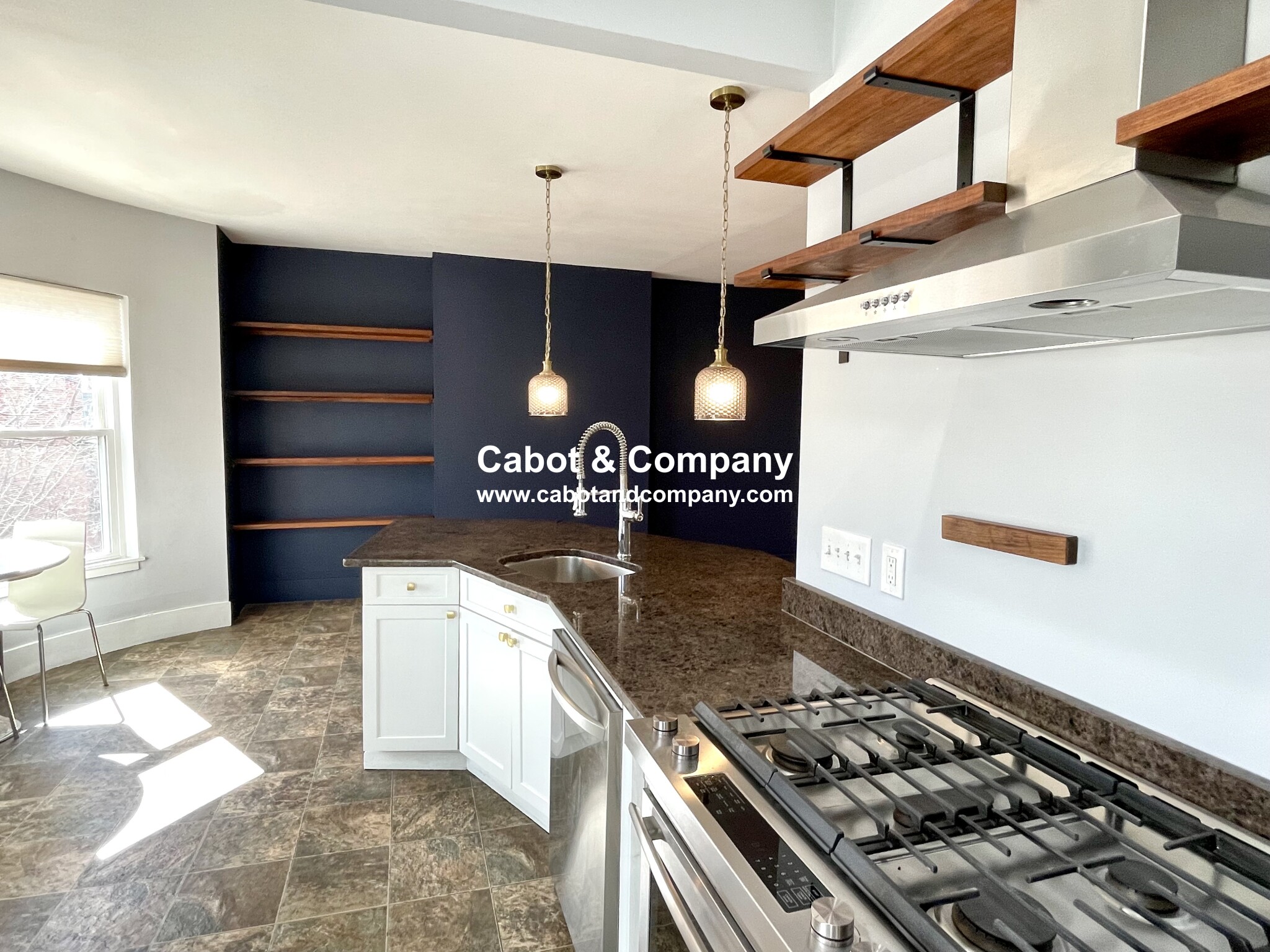 482 Columbus Ave, South End