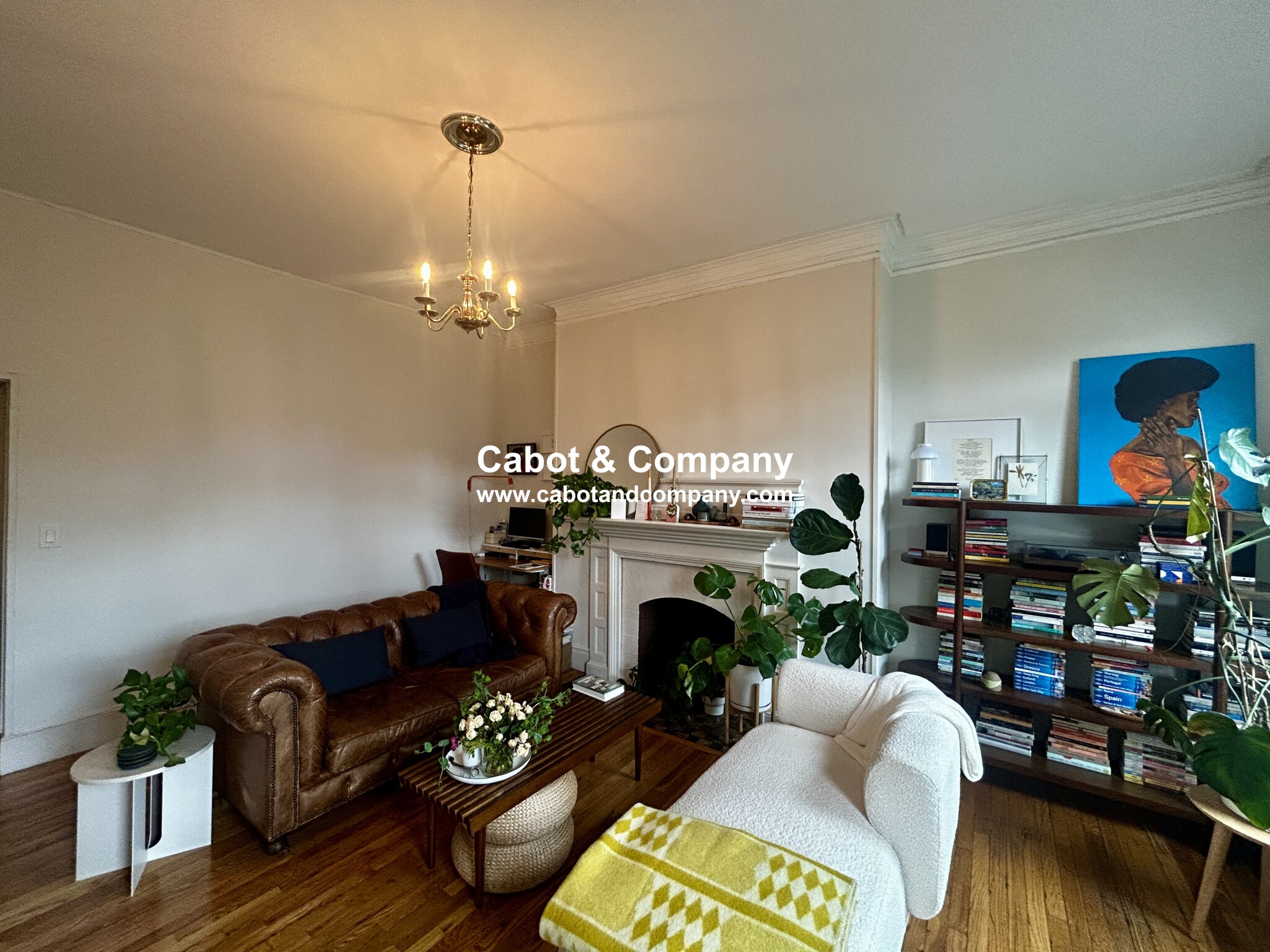 206 Commonwealth Ave, Back Bay