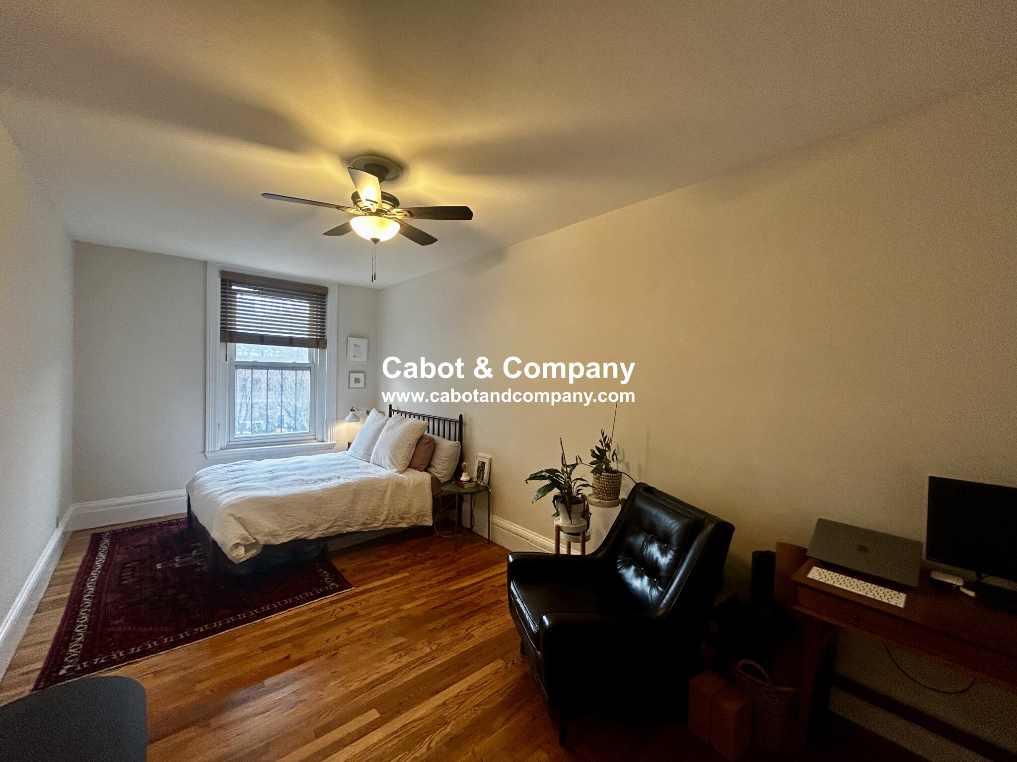 206 Commonwealth Ave, Back Bay