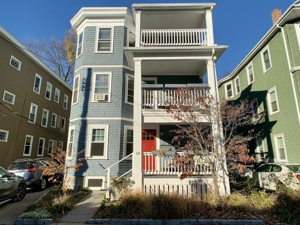 12 Rosemary St, Jamaica Plain