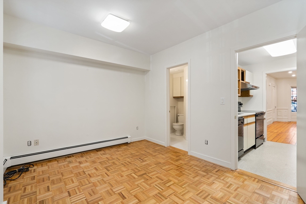 24 Braddock Park, South End