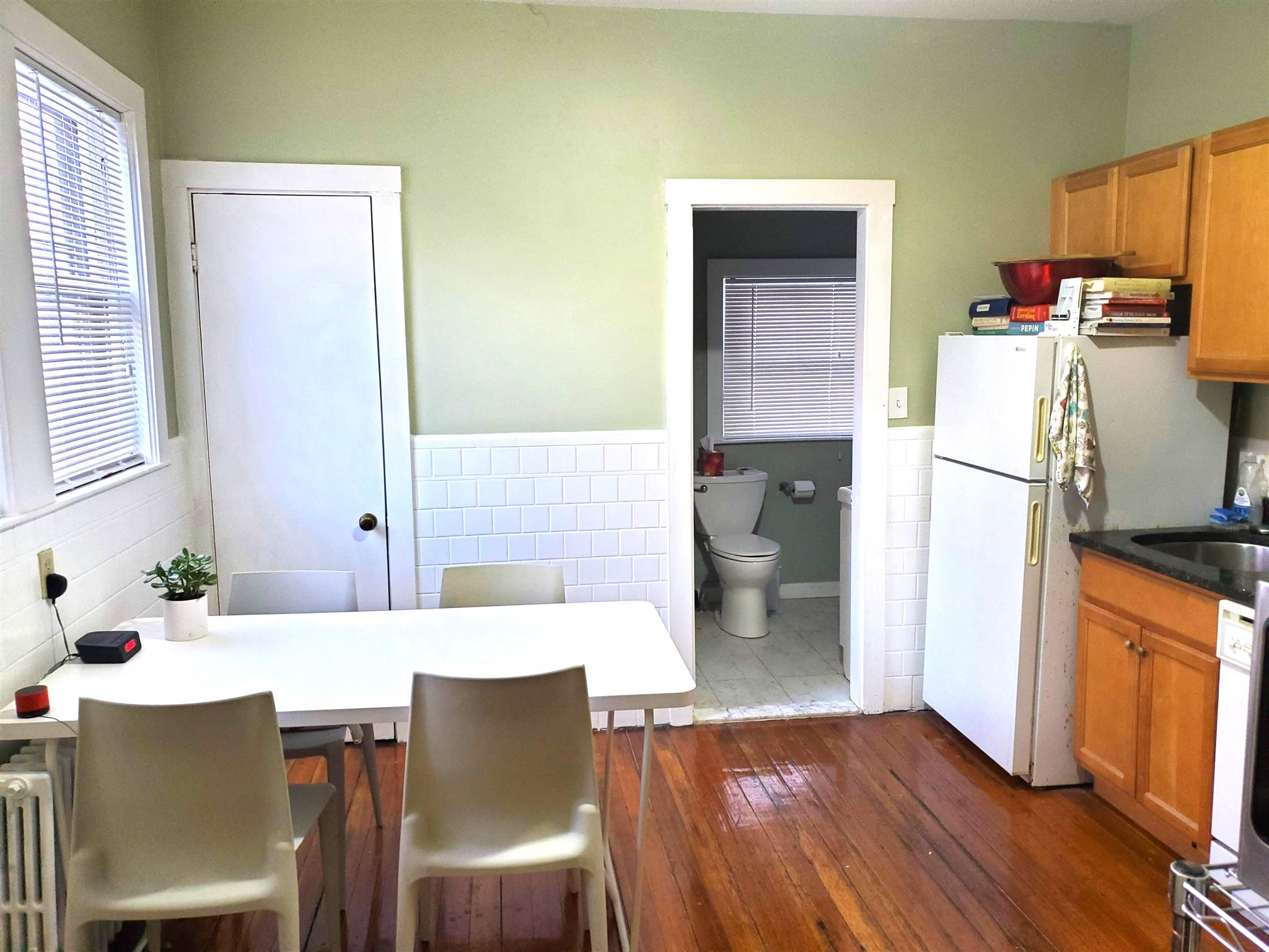 Studio bed, 1 bath apartment for rent at 145 Orchard St Unit 2, Davis Square — photo 5 of 12
