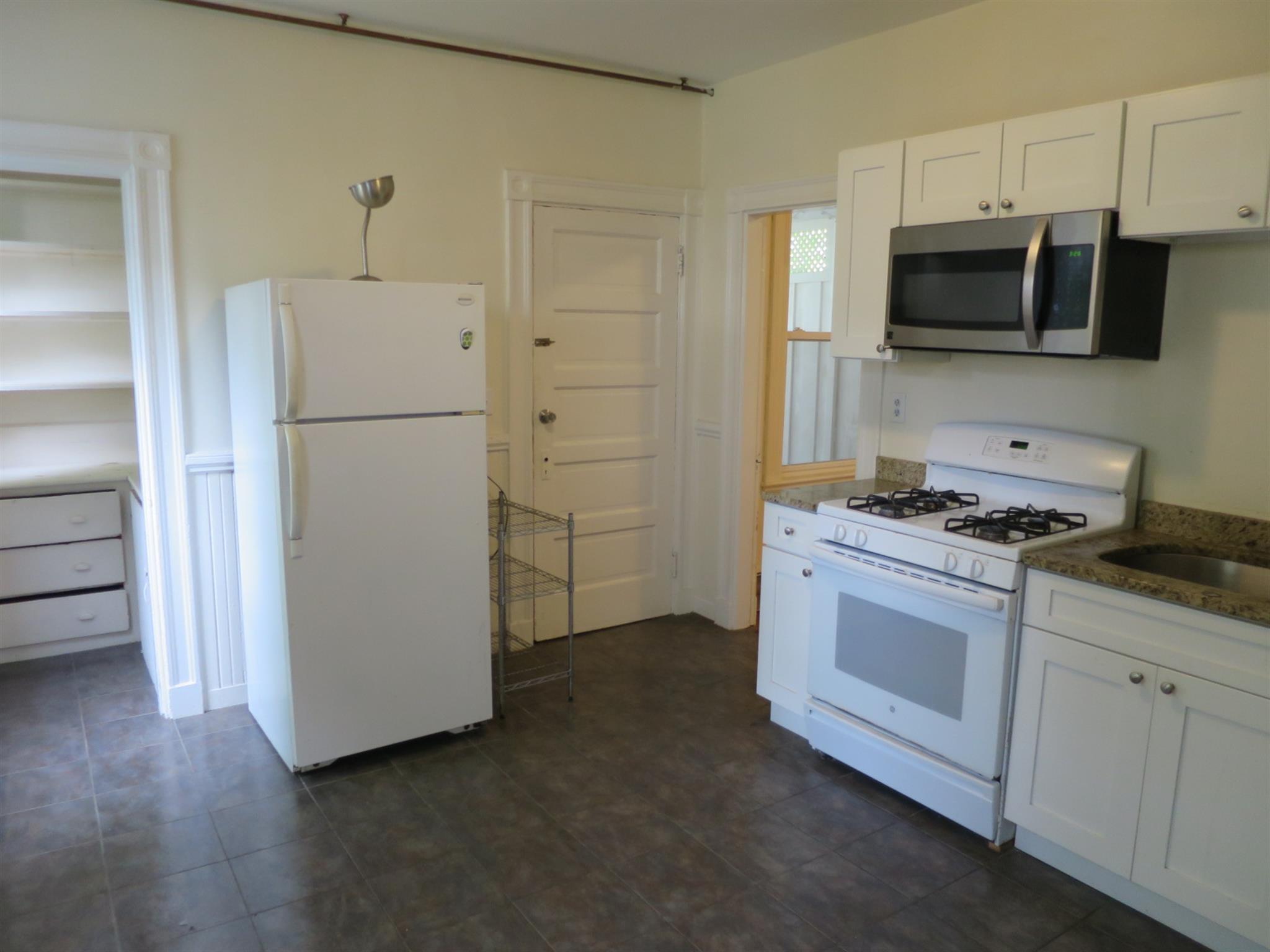 3 bed, 1 bath apartment for rent at 42 Calvin St Unit 3A, Inman Square — photo 15 of 15