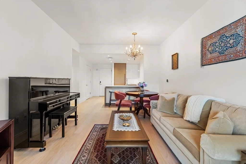 380 Harrison Ave, South End