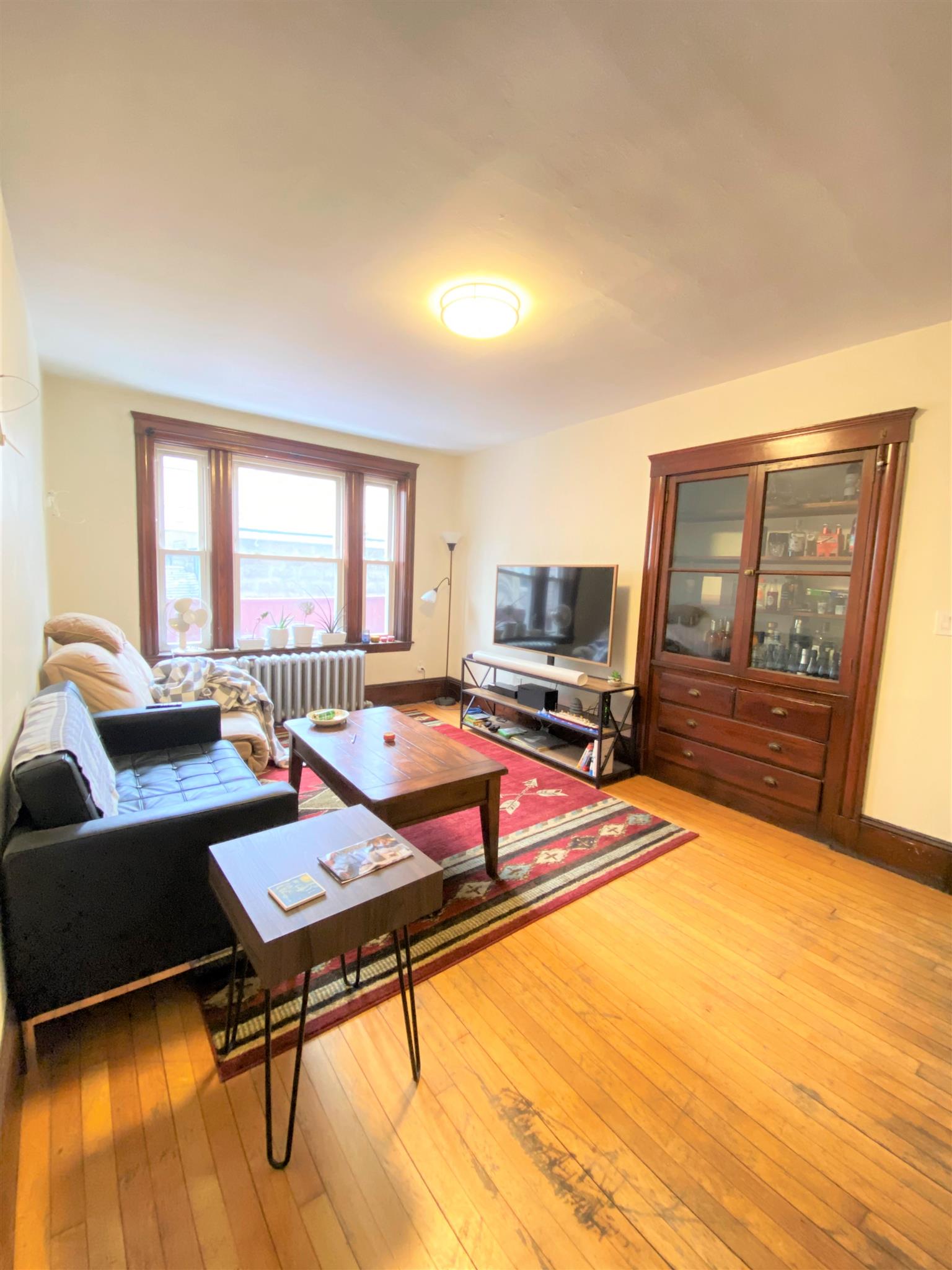 2.5 bed, 2 bath apartment for rent at 9 Fairfield St Unit 1L, Porter Square — photo 1 of 15