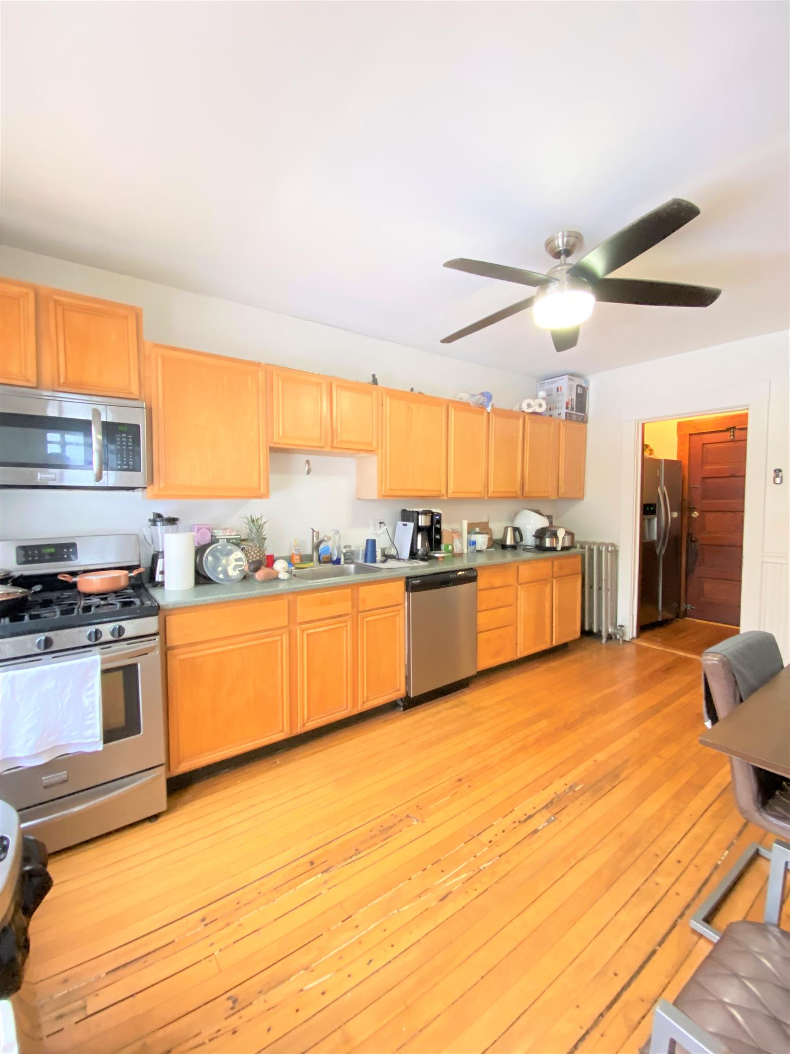 2.5 bed, 2 bath apartment for rent at 9 Fairfield St Unit 1L, Porter Square — photo 9 of 15