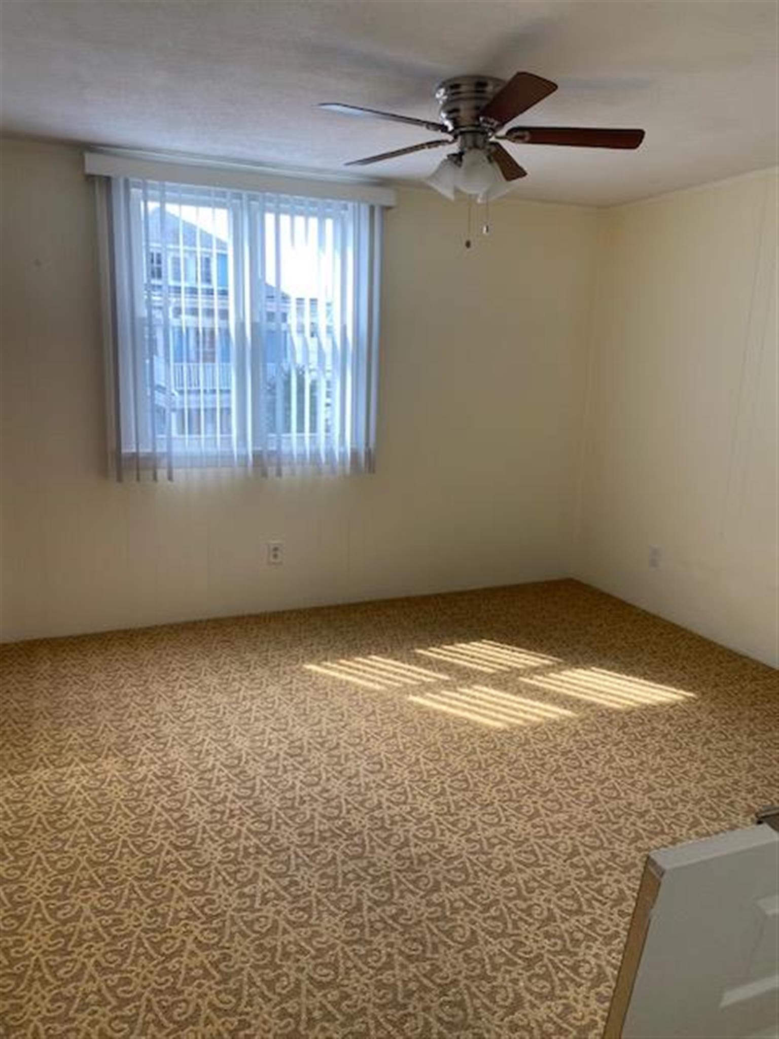 3 bed, 1.5 bath apartment for rent at 18 Early Ave Unit 2, Medford — photo 10 of 18