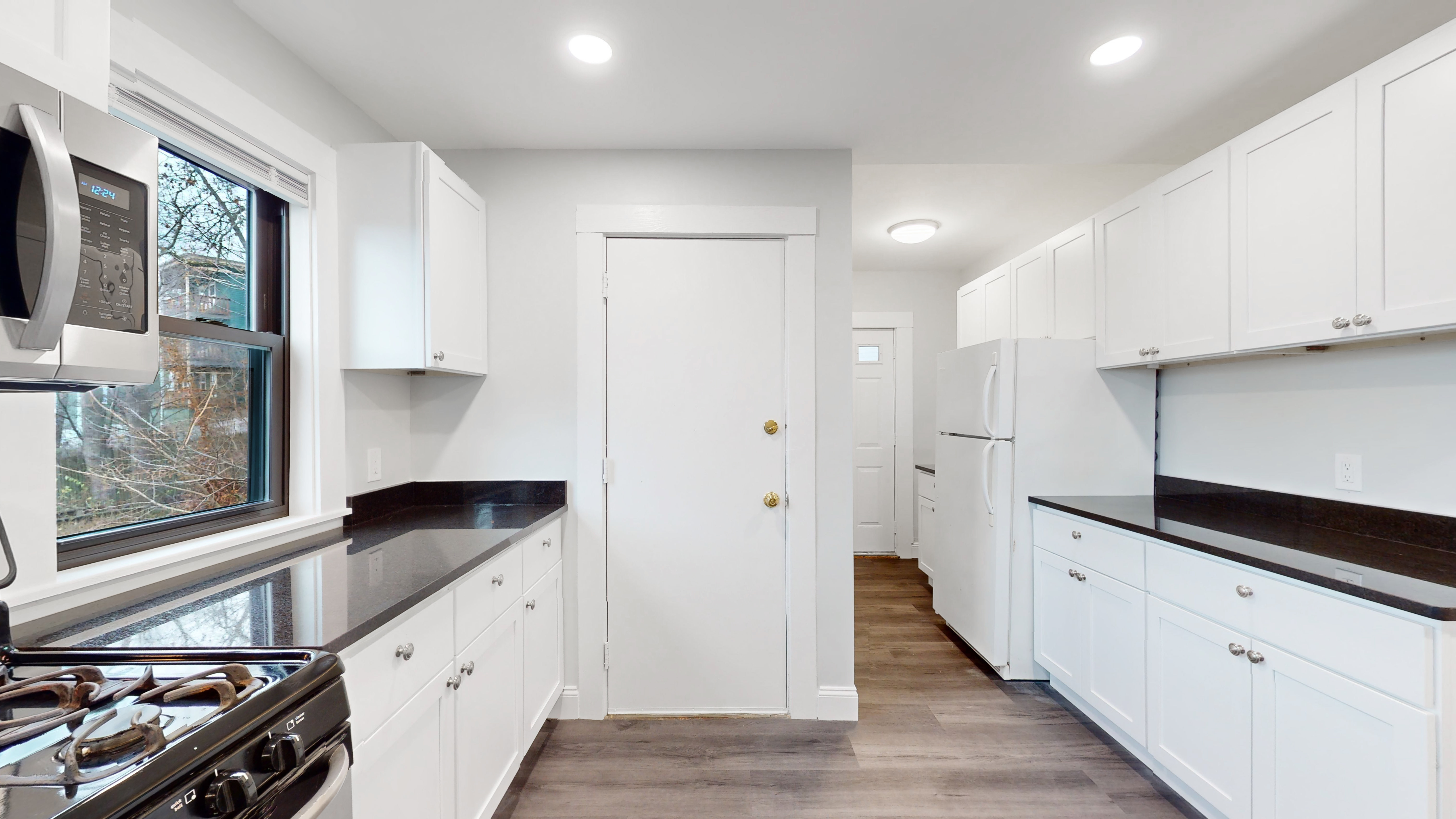 2 bed, 1 bath apartment for rent at 48 Jamaica St Unit 2, Jamaica Plain — photo 4 of 15