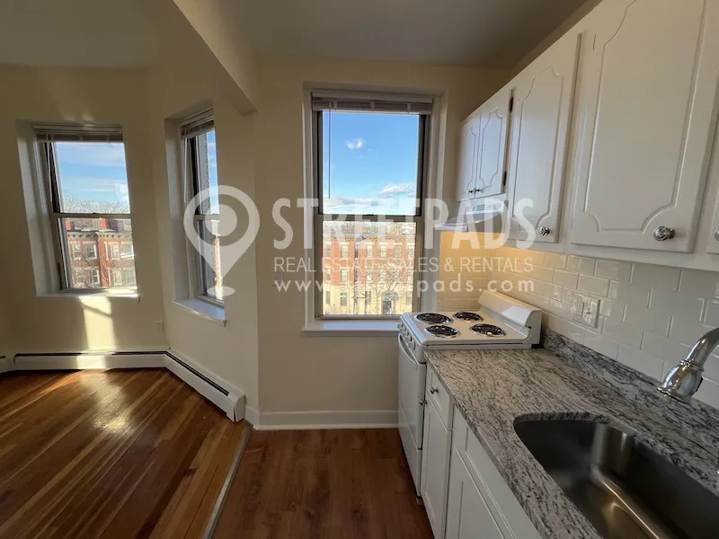 64 Brighton Ave, Brighton