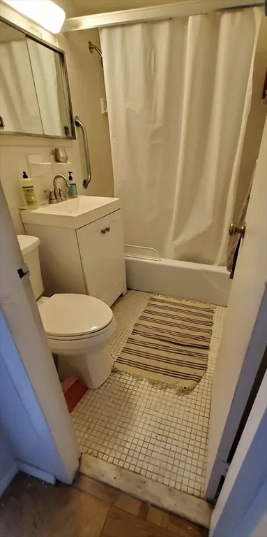 6 Whittier Pl, West End