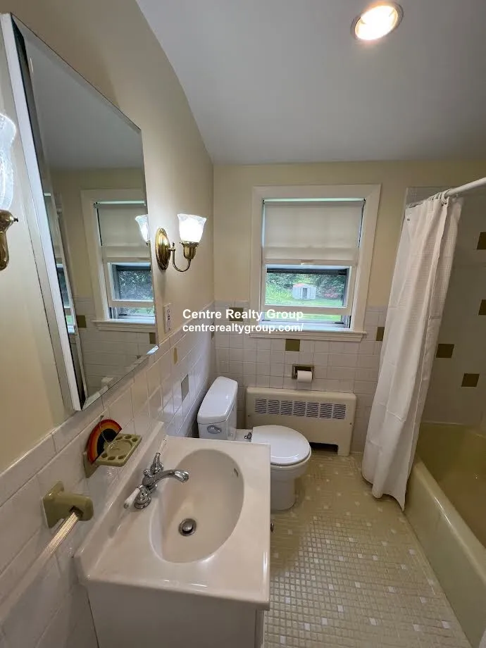 48 River Ave, Newton Upper Falls