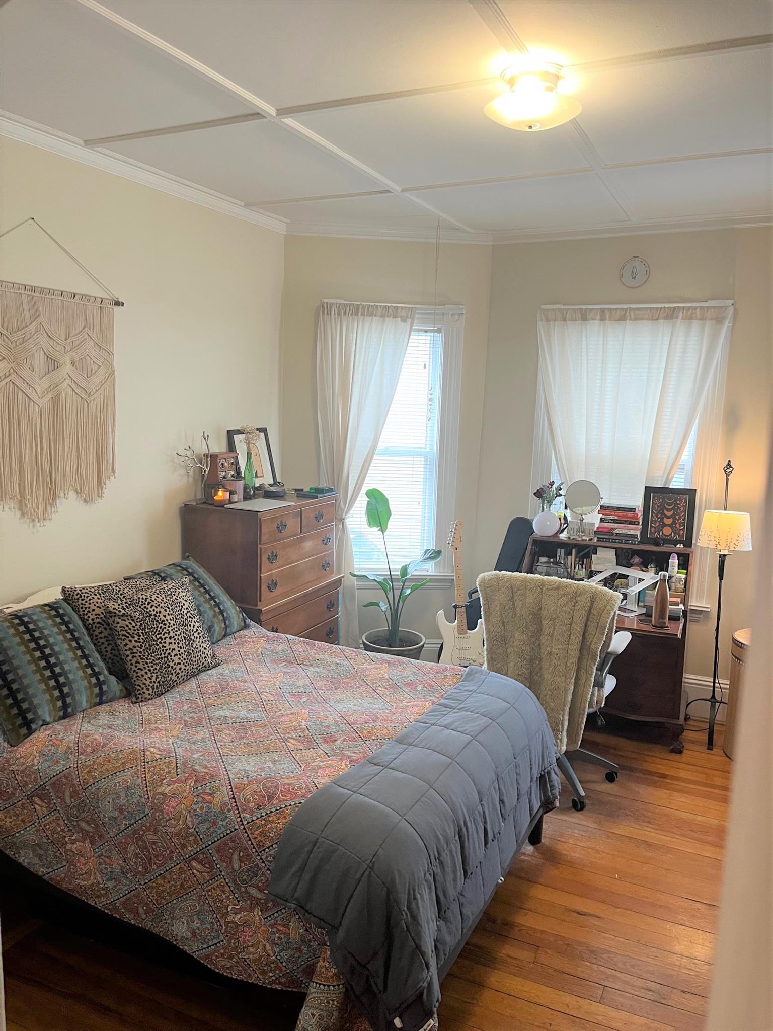 3 bed, 1 bath apartment for rent at 28 Prichard Ave Unit 1, Davis Square — photo 5 of 14