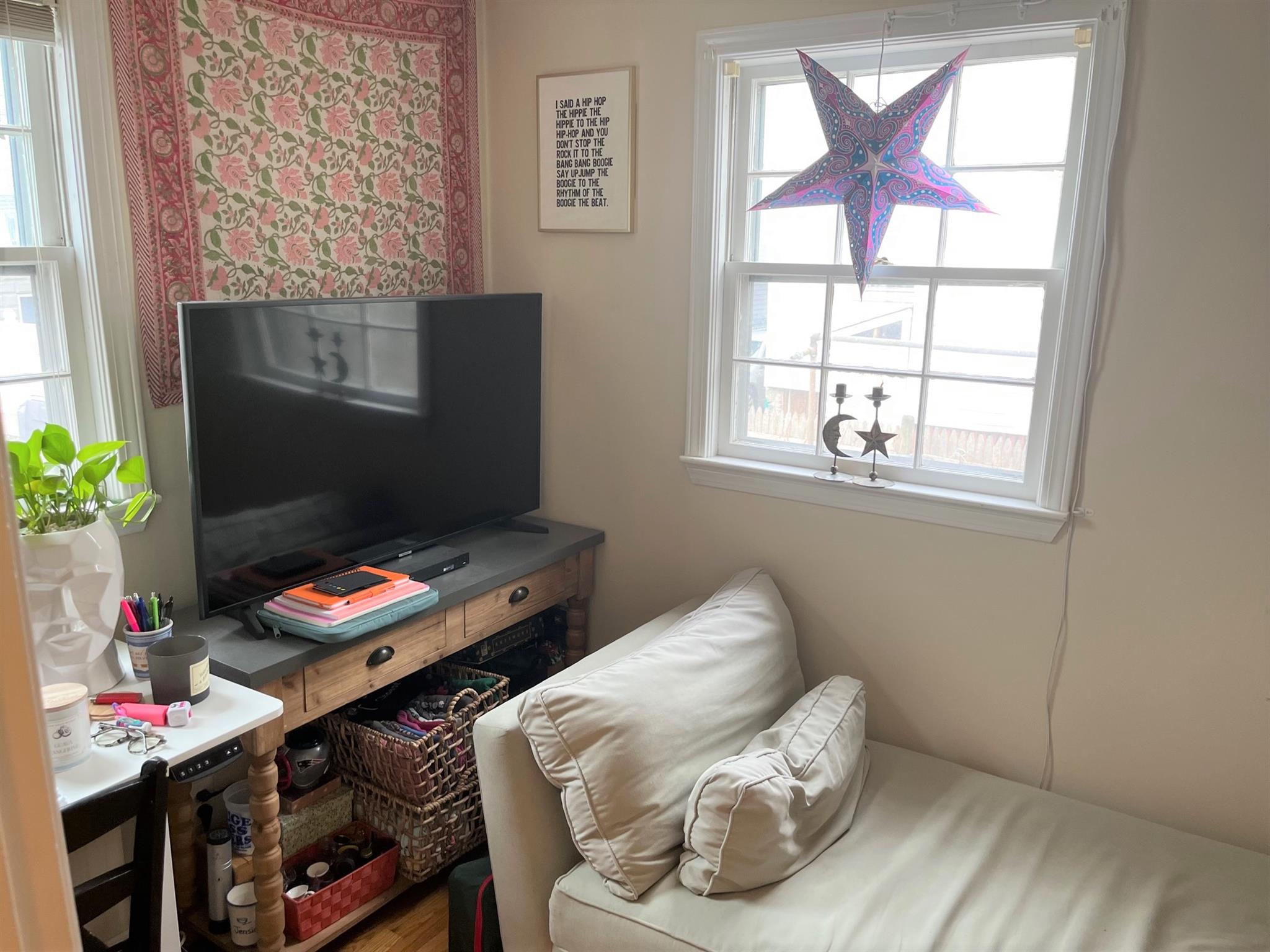 3 bed, 1 bath apartment for rent at 28 Prichard Ave Unit 1, Davis Square — photo 9 of 14