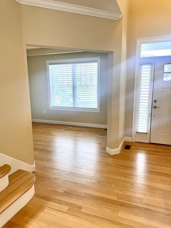 100 Baldwin Ave, Woburn