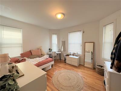 30 Gorham St, Davis Square