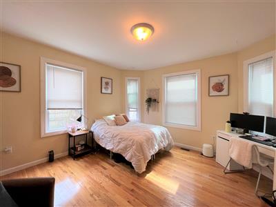 30 Gorham St, Davis Square