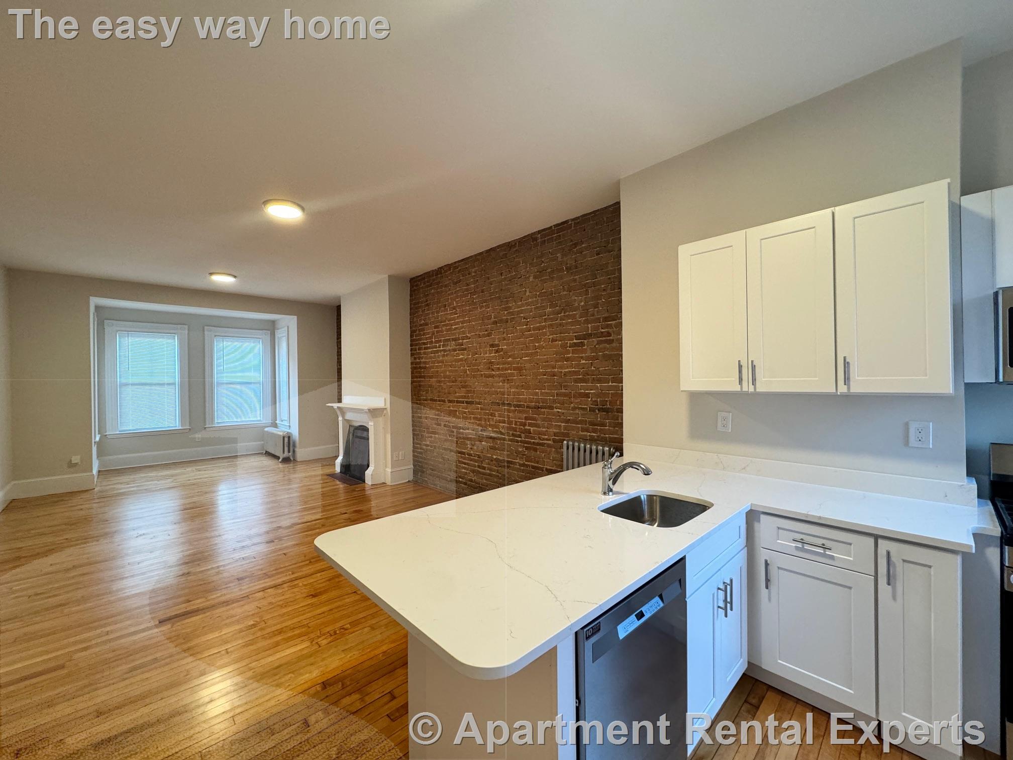 37 Laurel St, Spring Hill