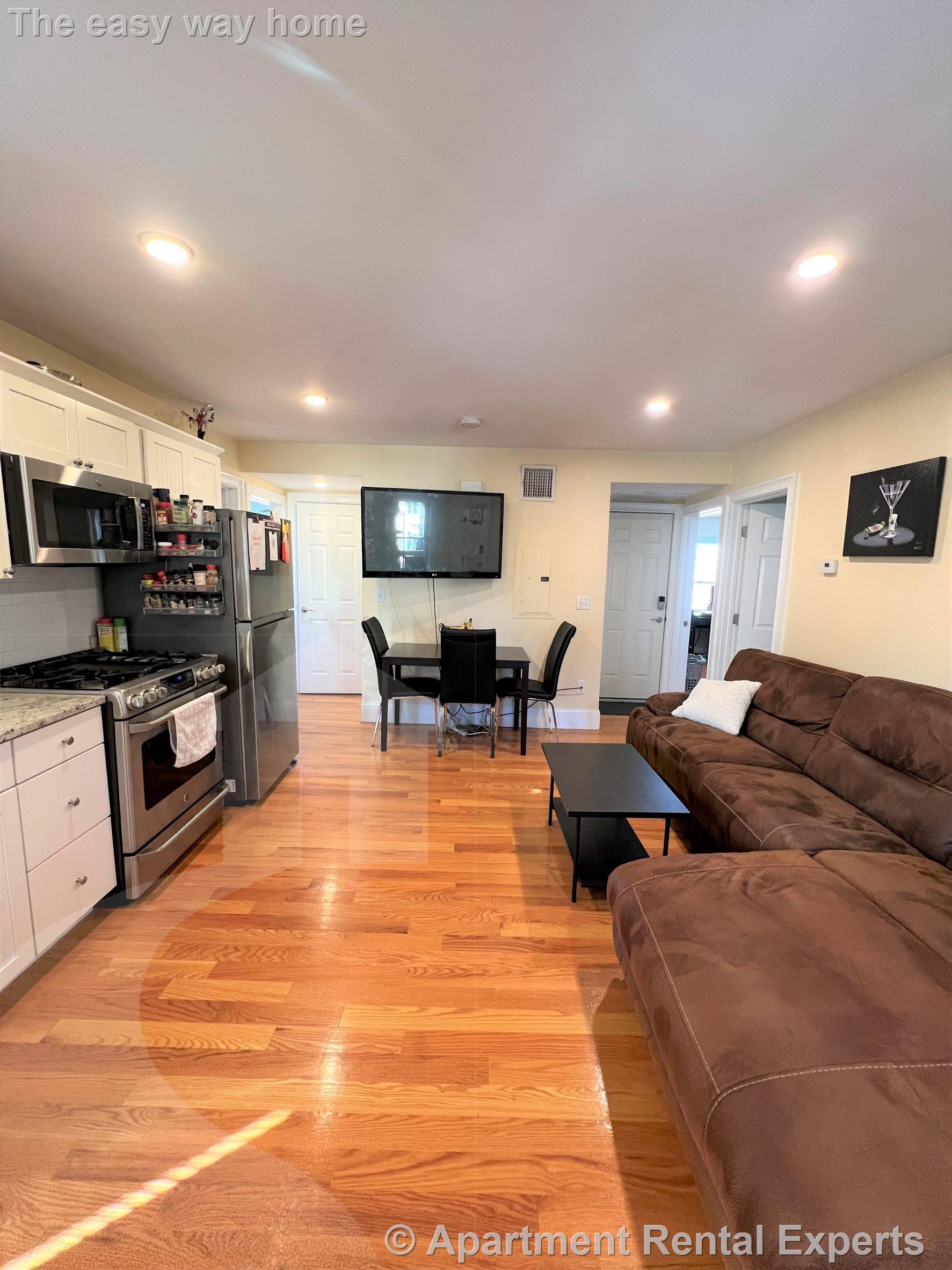 30 Cambridge Ter, Porter Square