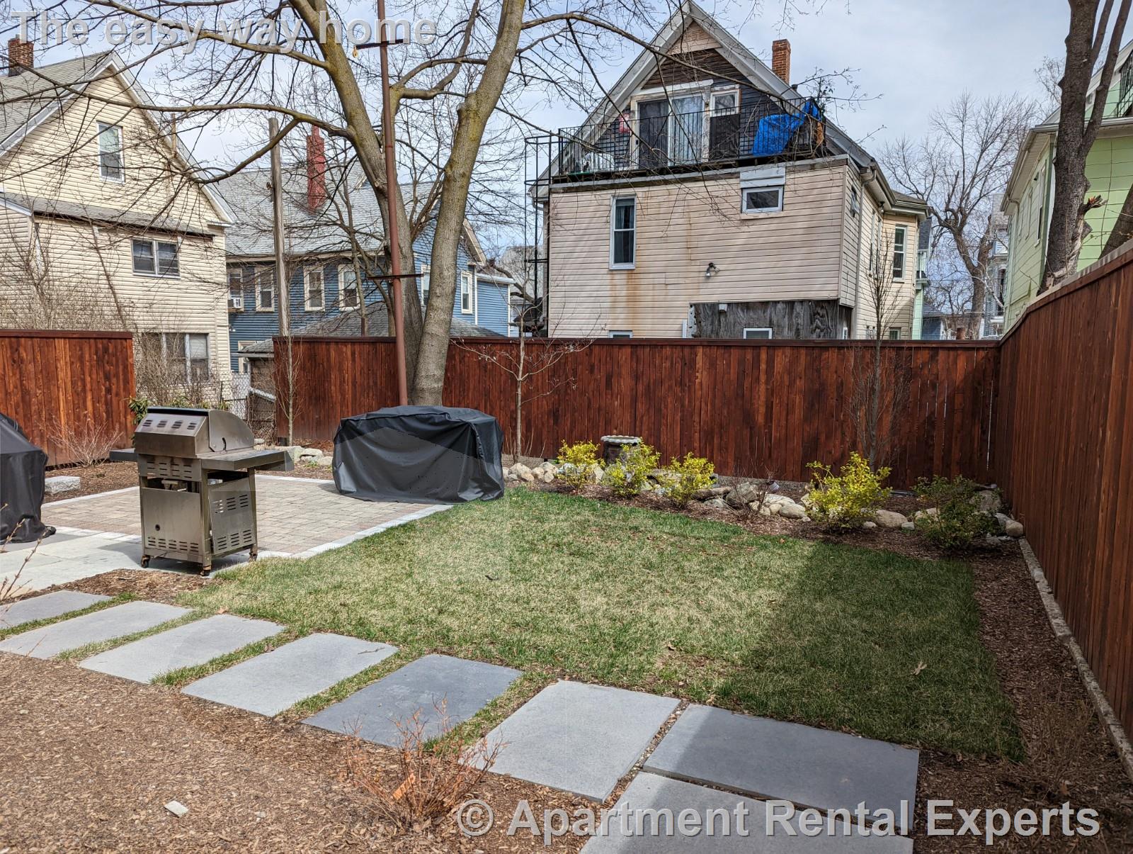 502 Main St, Magoun Square