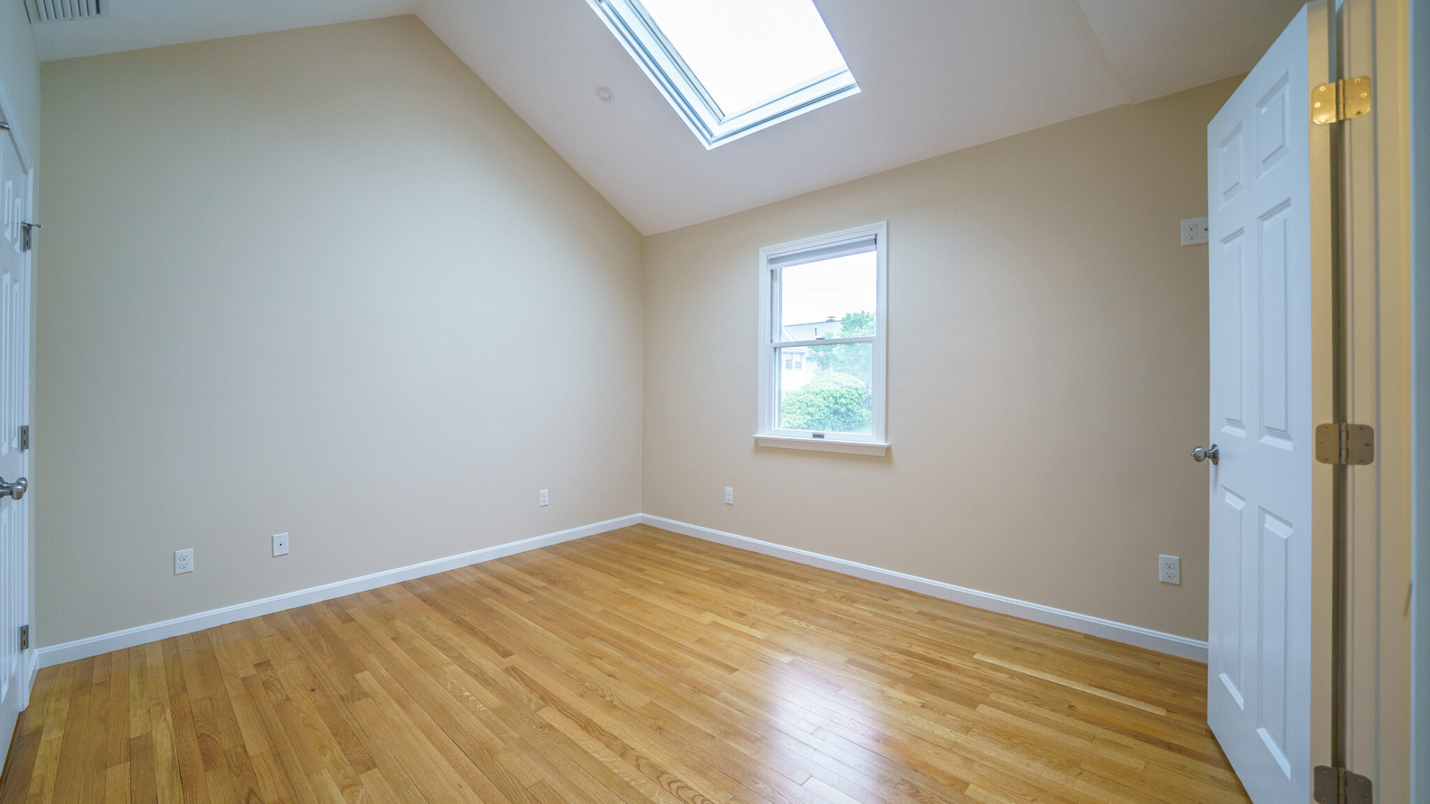 300 Adams St, Nonantum