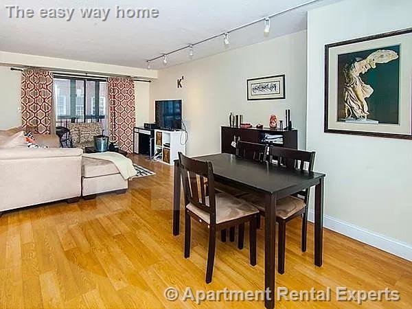 1580 Massachusetts, Harvard Square