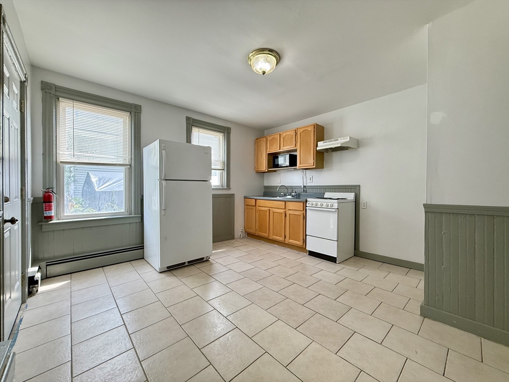 125 Broadway, North Attleboro