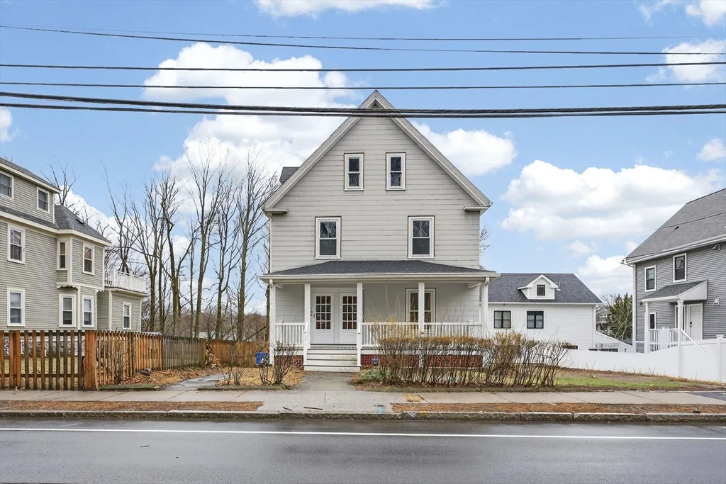 166 Elliot St, Newton Upper Falls